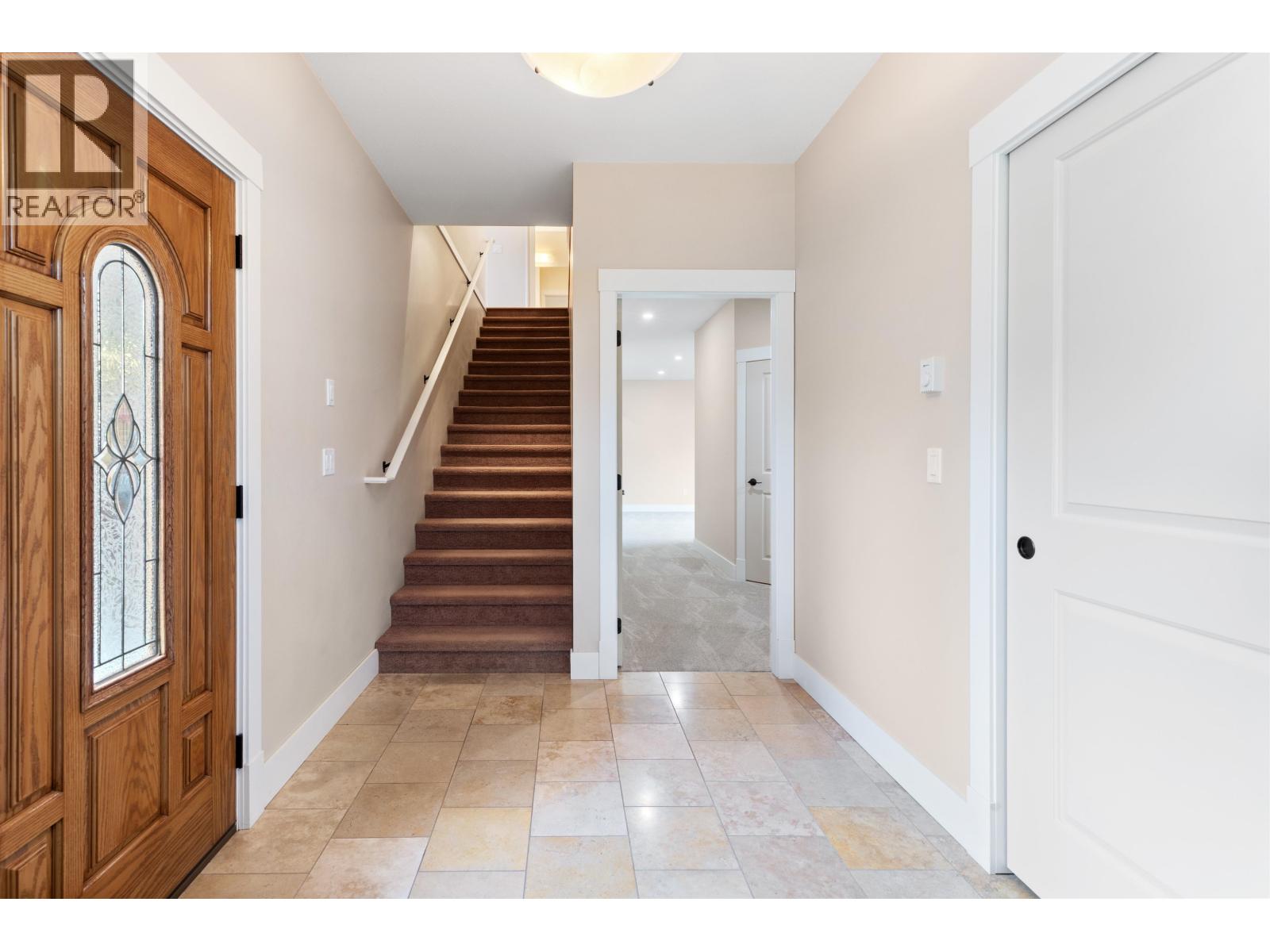 5781 Genni's Way Property Photo 3