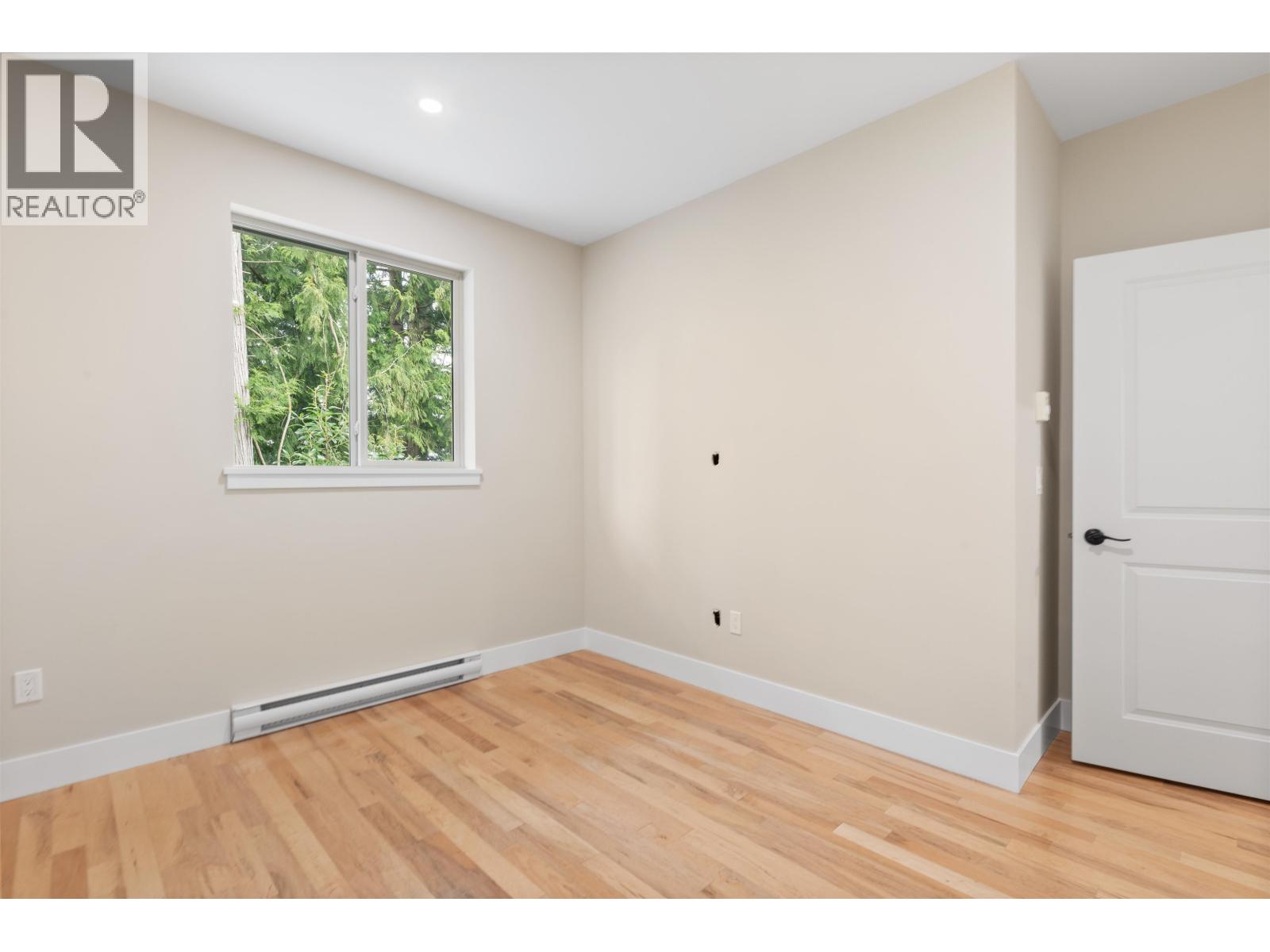 5781 Genni's Way Property Photo 10