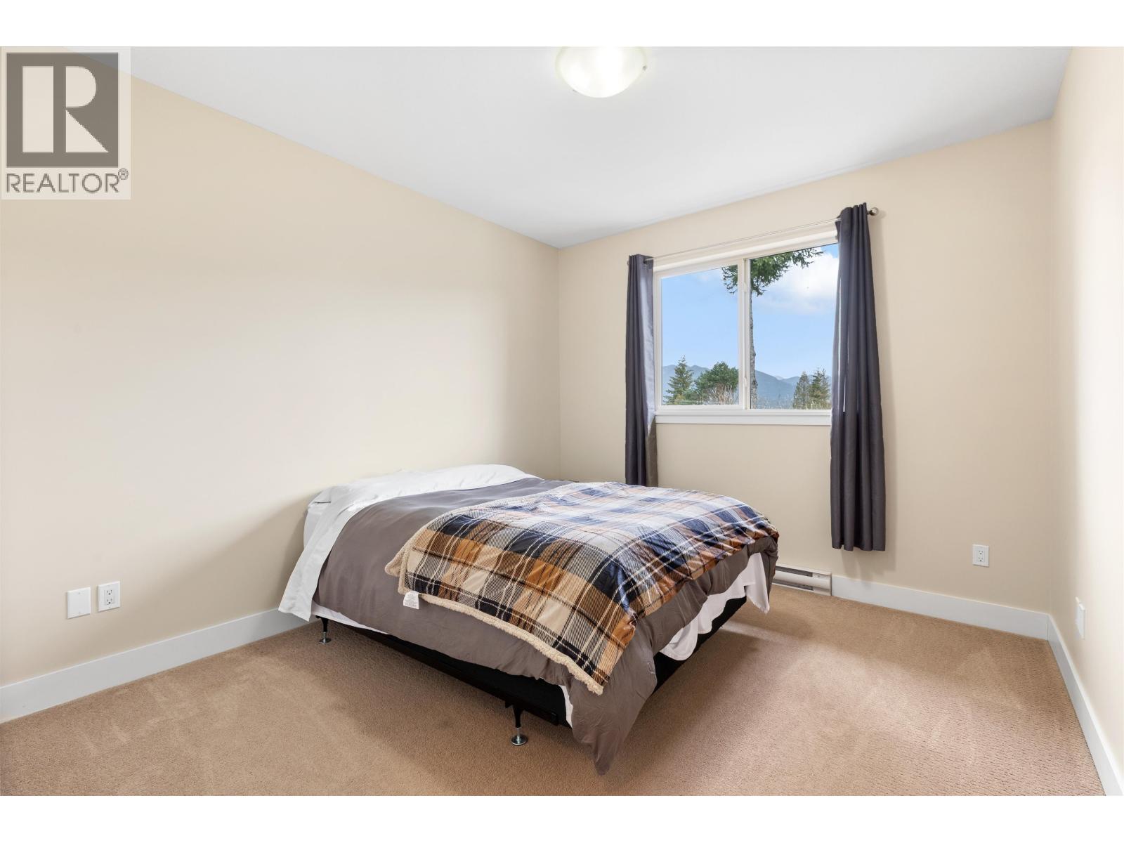 5781 Genni's Way Property Photo 18