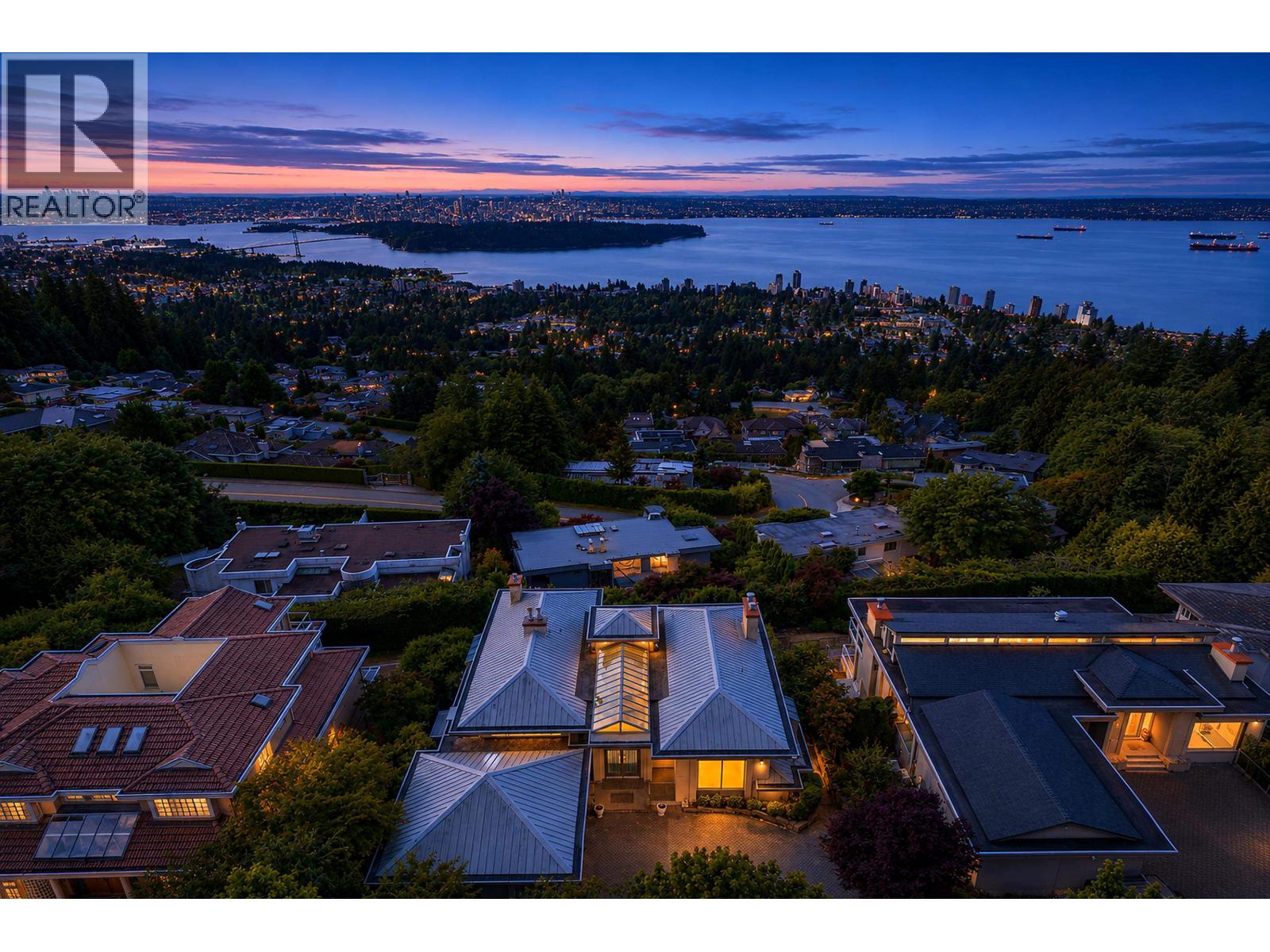 1572 Chippendale Court Property Photo 1