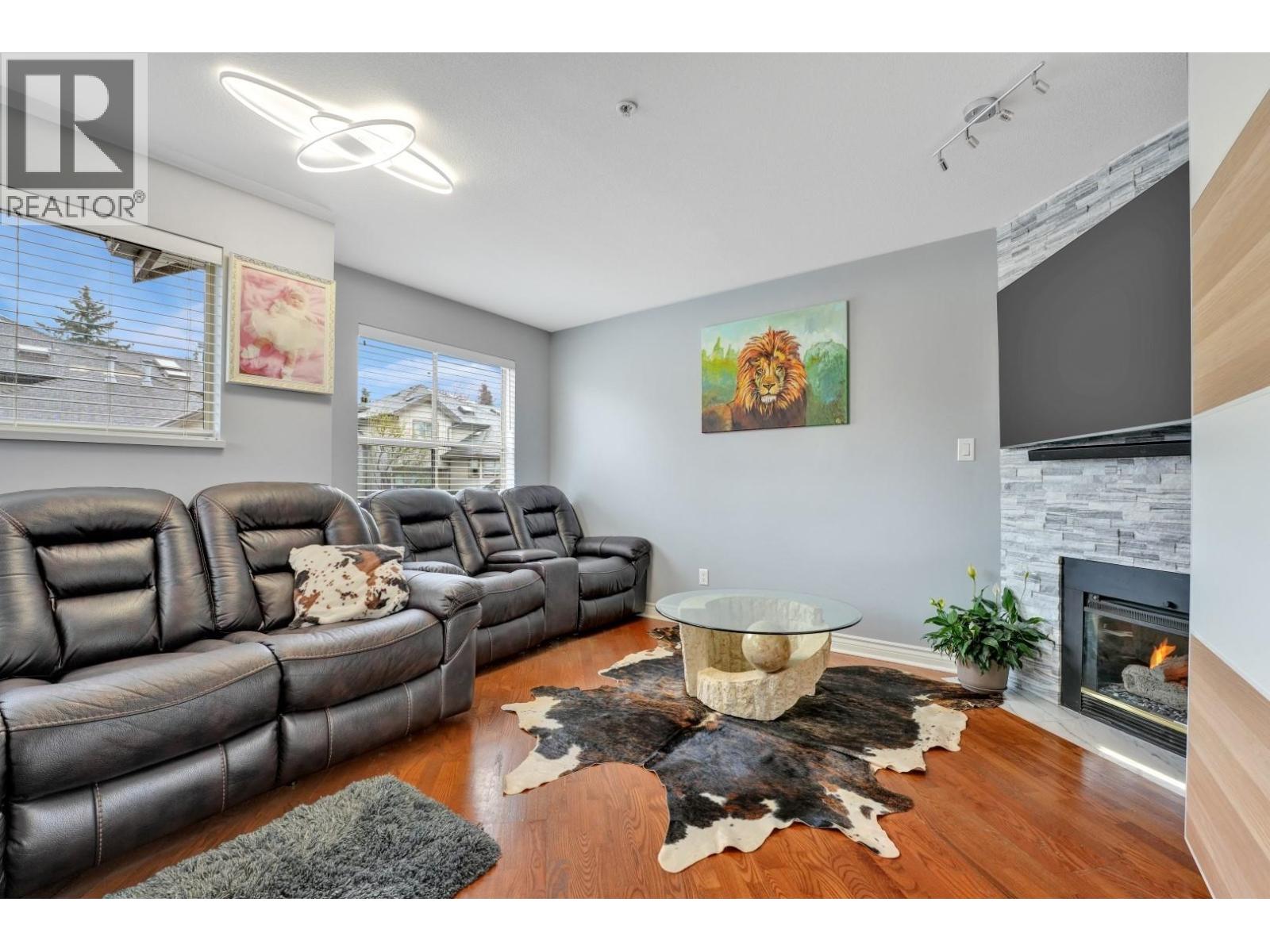 14 19160 119 Avenue Property Photo 7