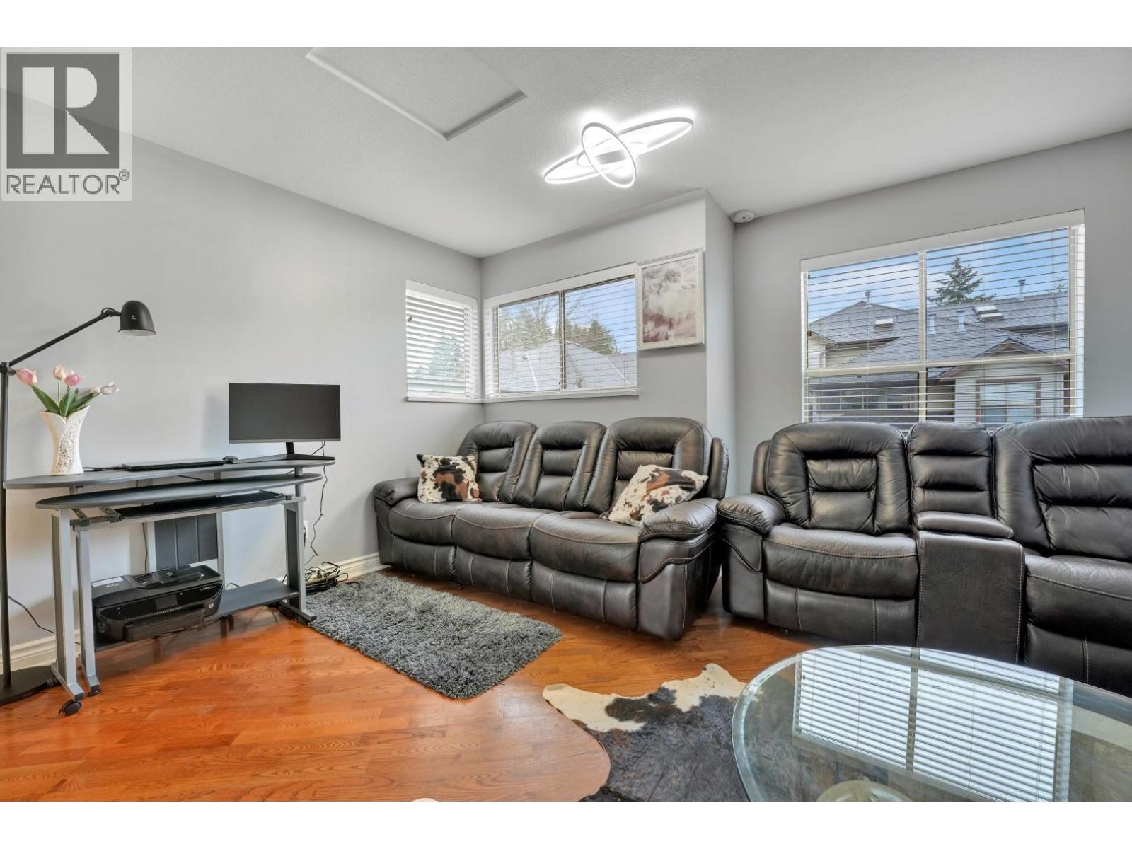 14 19160 119 Avenue Property Photo 9