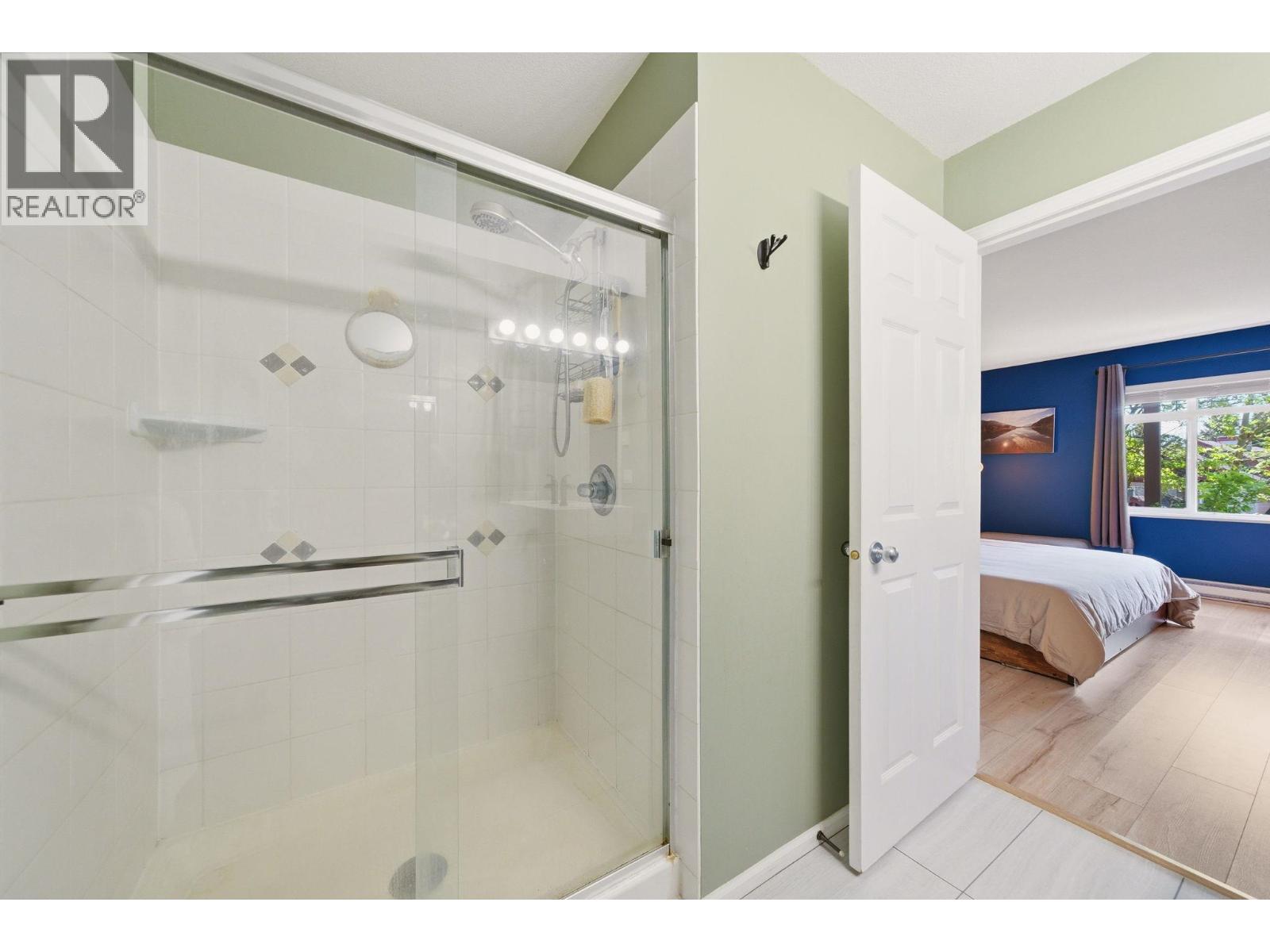 23 15 Forest Park Way Property Photo 26