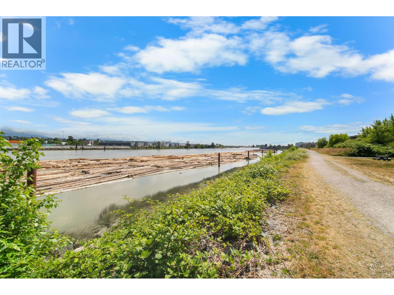 43 10133 River Drive Property Photo 27