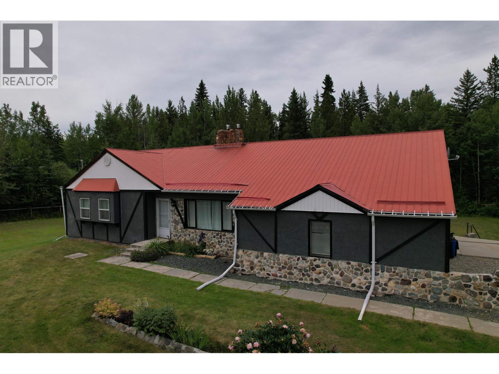3219 Hayman Crescent Property Photo 1