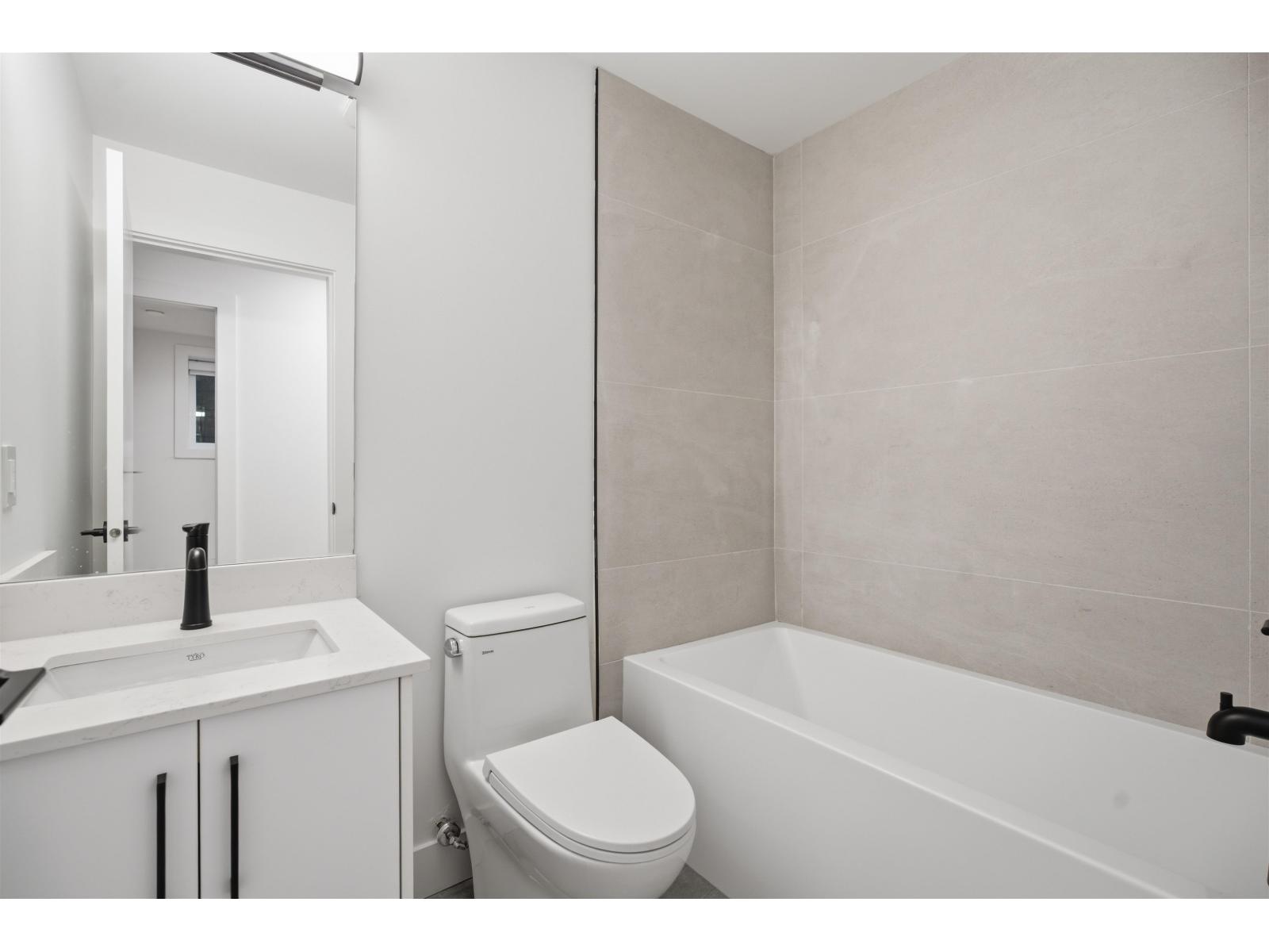 20473 69 Avenue Property Photo 36