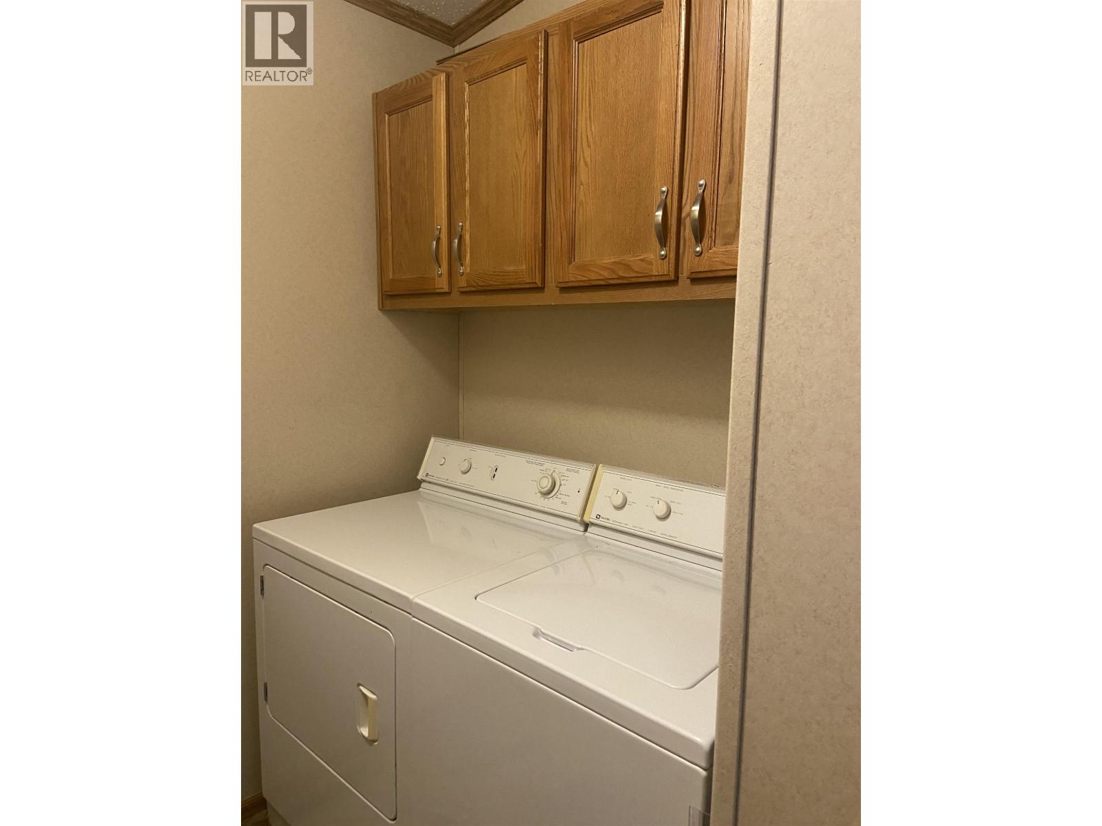 10607 101 Street Property Photo 20