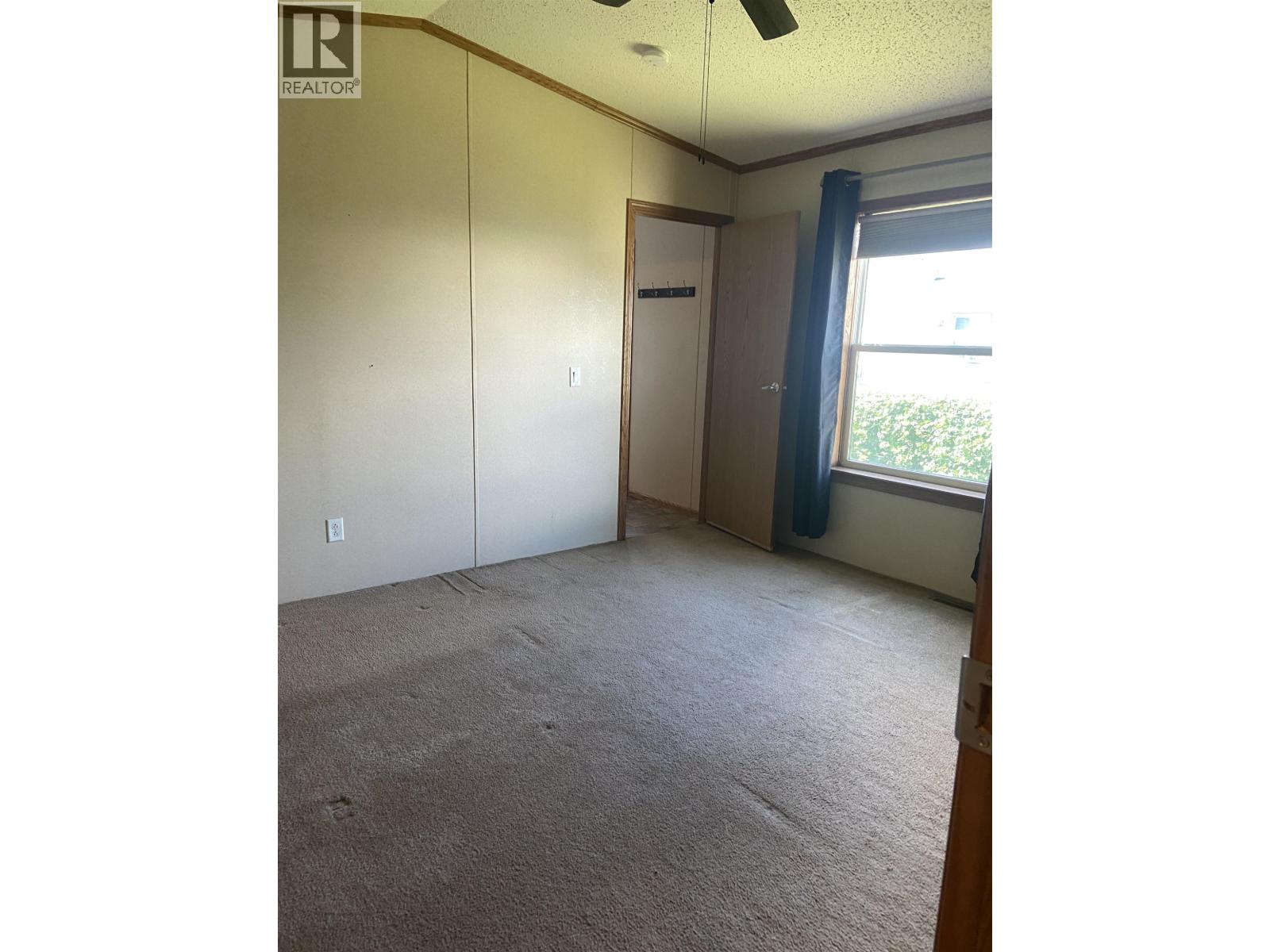 10607 101 Street Property Photo 22