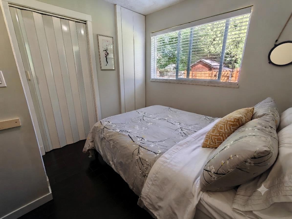 4846 200 Street Property Photo 18