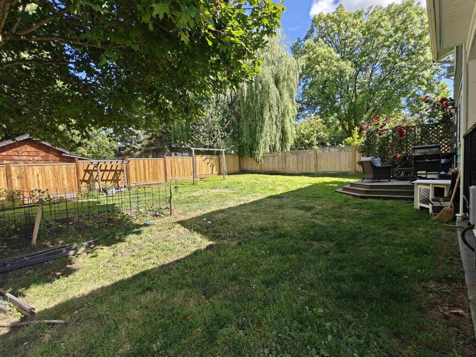 4846 200 Street Property Photo 30