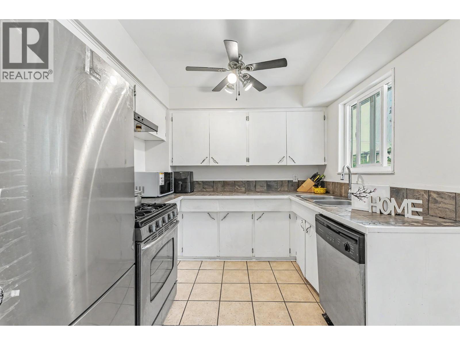 1684 Cornell Avenue Property Photo 15