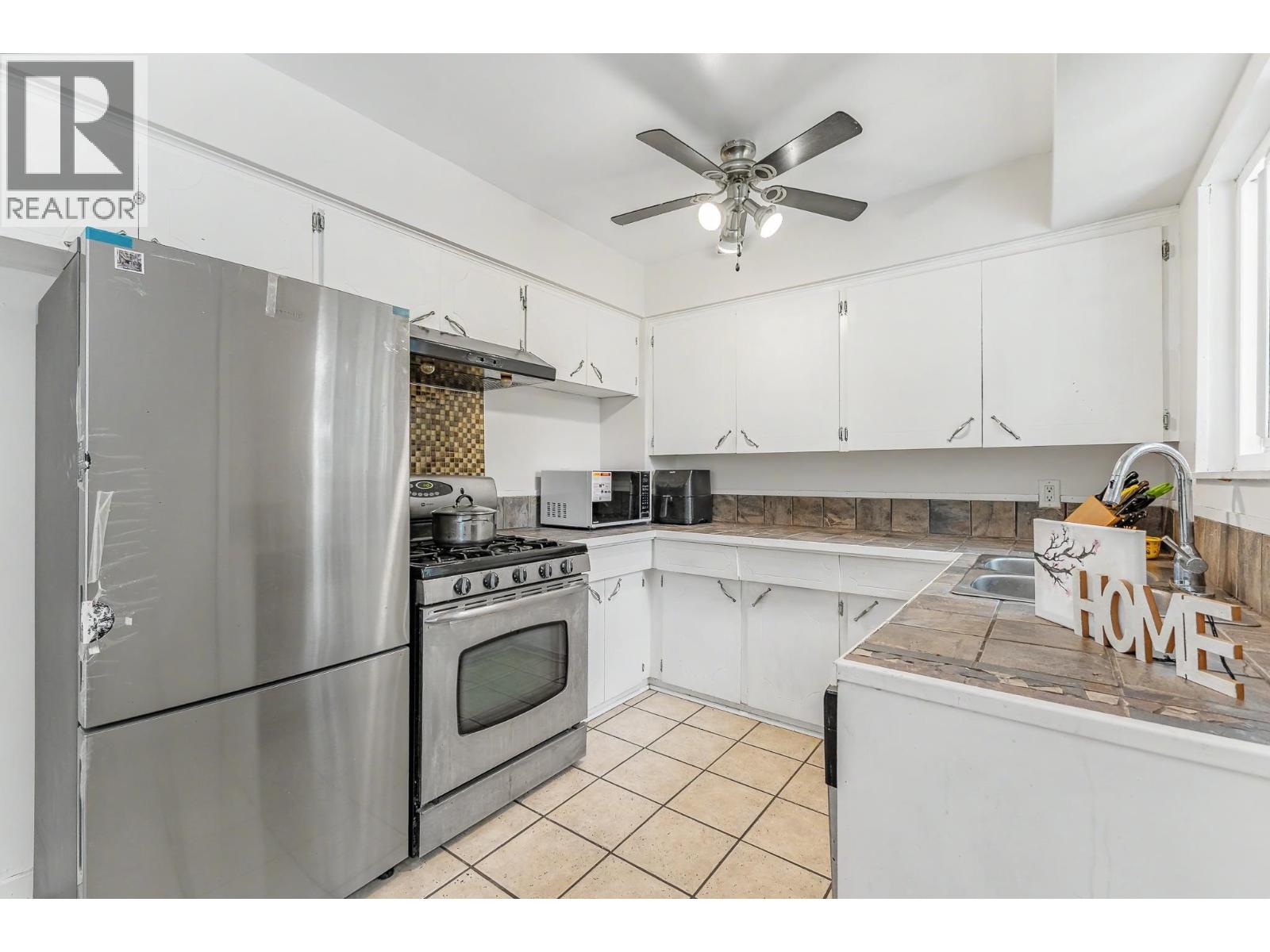1684 Cornell Avenue Property Photo 16