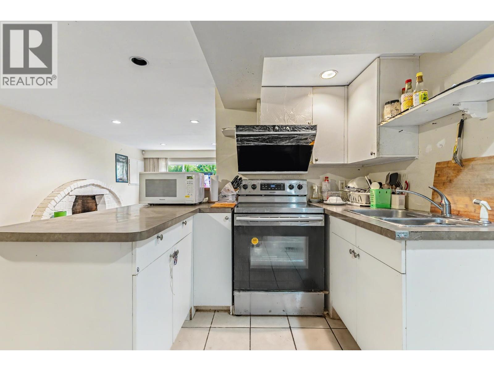 1684 Cornell Avenue Property Photo 27