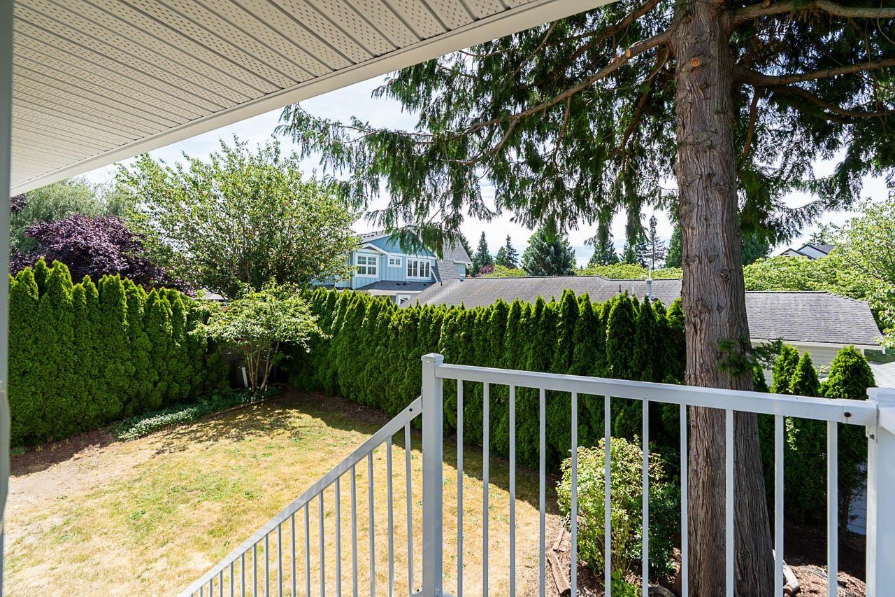 12922 19a Avenue Property Photo 5