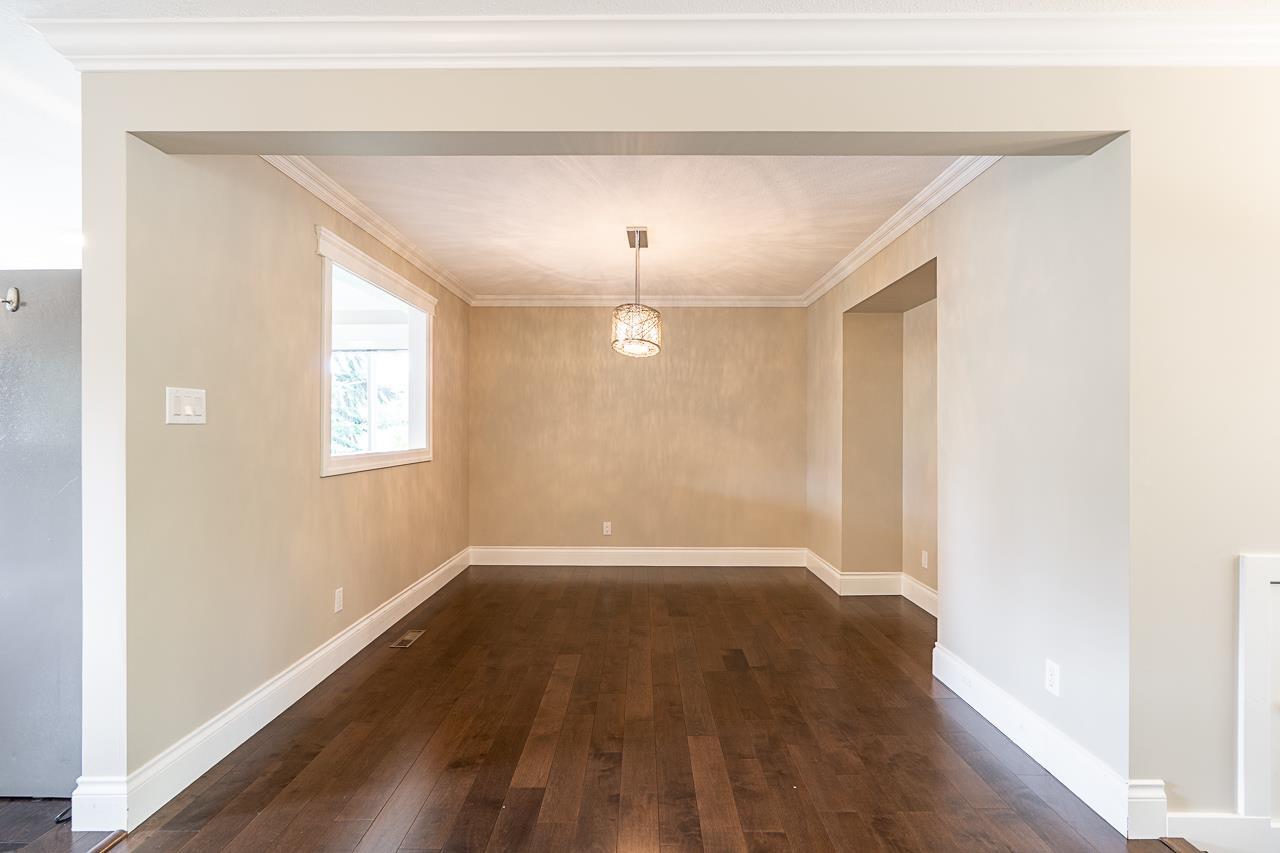 12922 19a Avenue Property Photo 11
