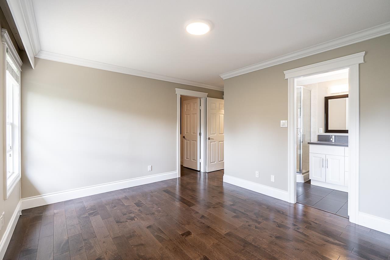 12922 19a Avenue Property Photo 19