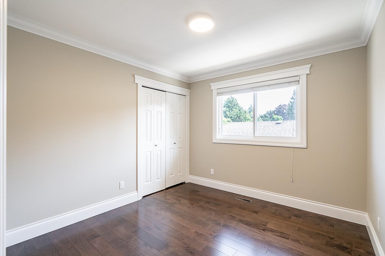 12922 19a Avenue Property Photo 23