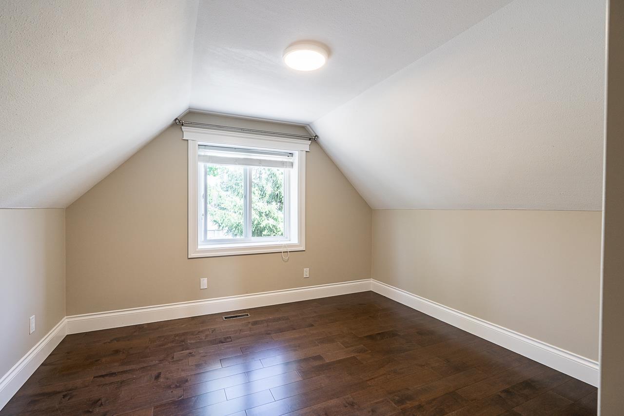 12922 19a Avenue Property Photo 24