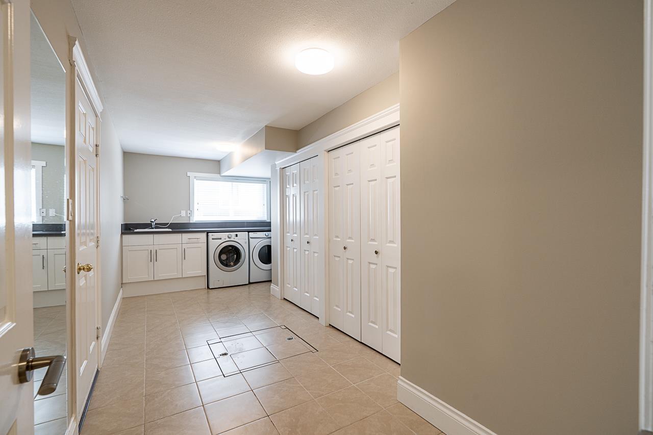12922 19a Avenue Property Photo 26