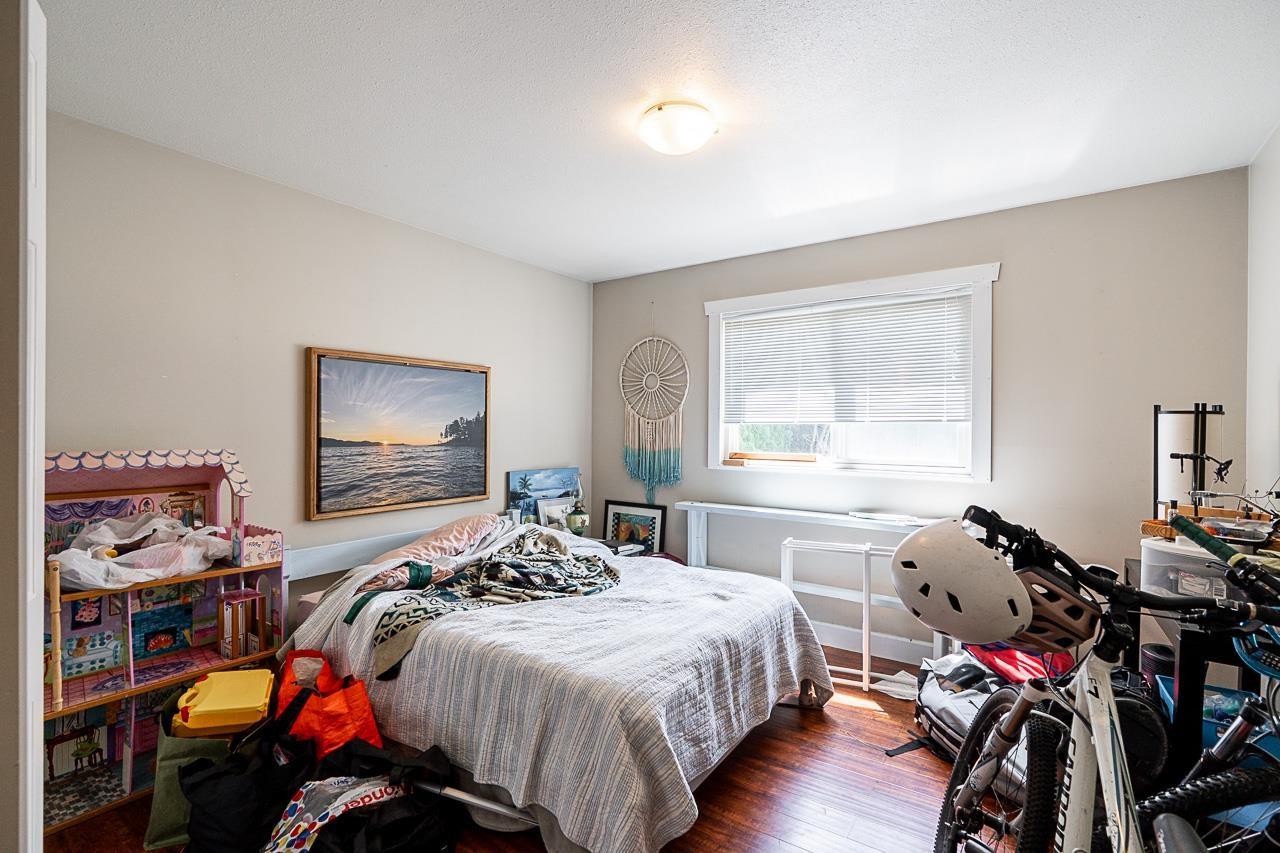 12922 19a Avenue Property Photo 32