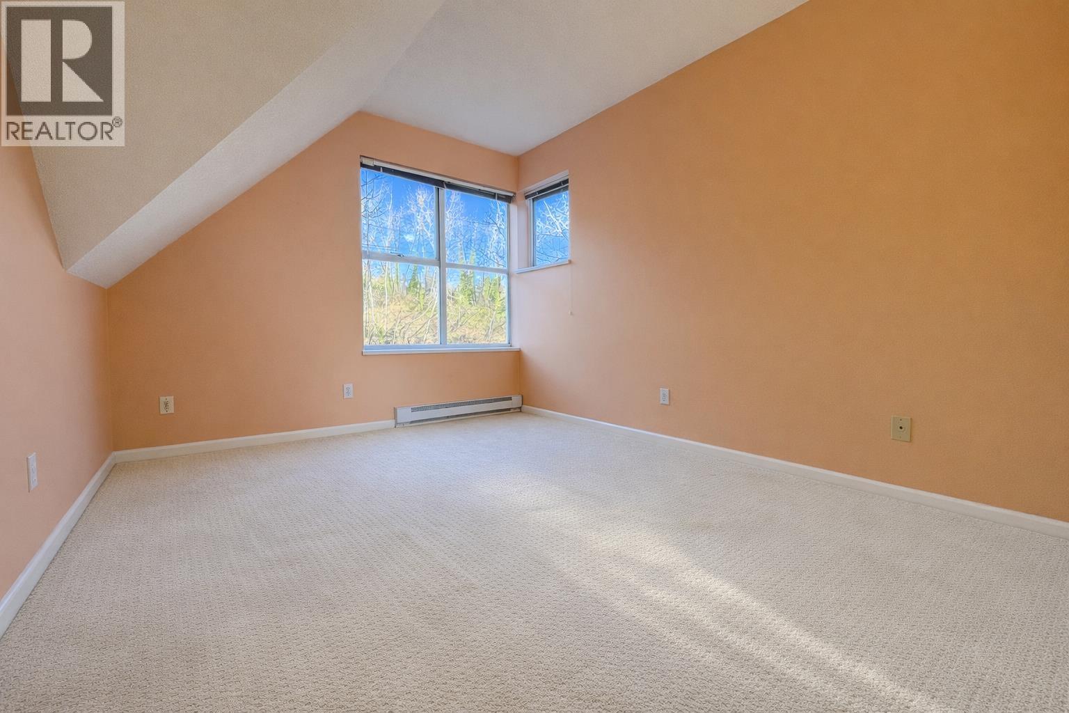 2178 E Kent Avenue South Property Photo 13