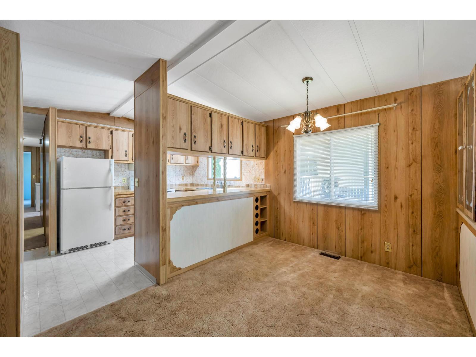 10 2315 198 Street Property Photo 13