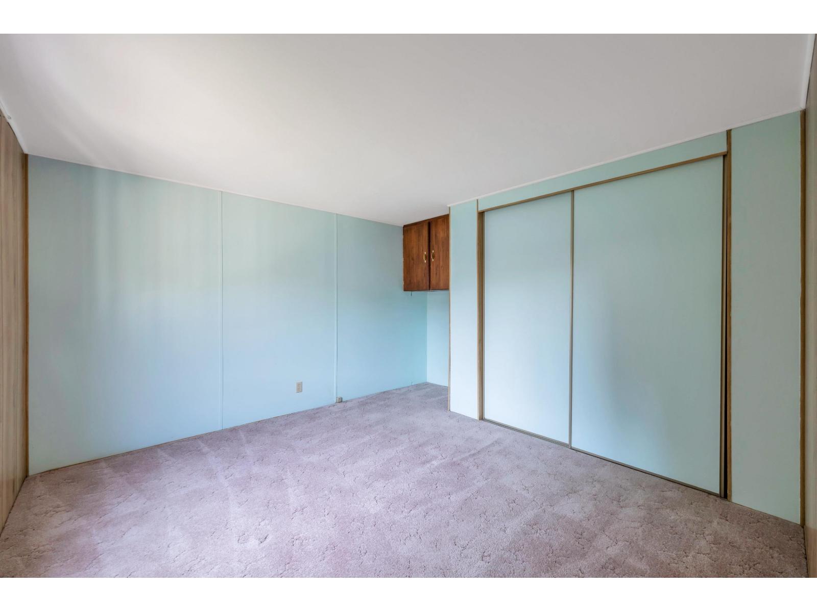 10 2315 198 Street Property Photo 21