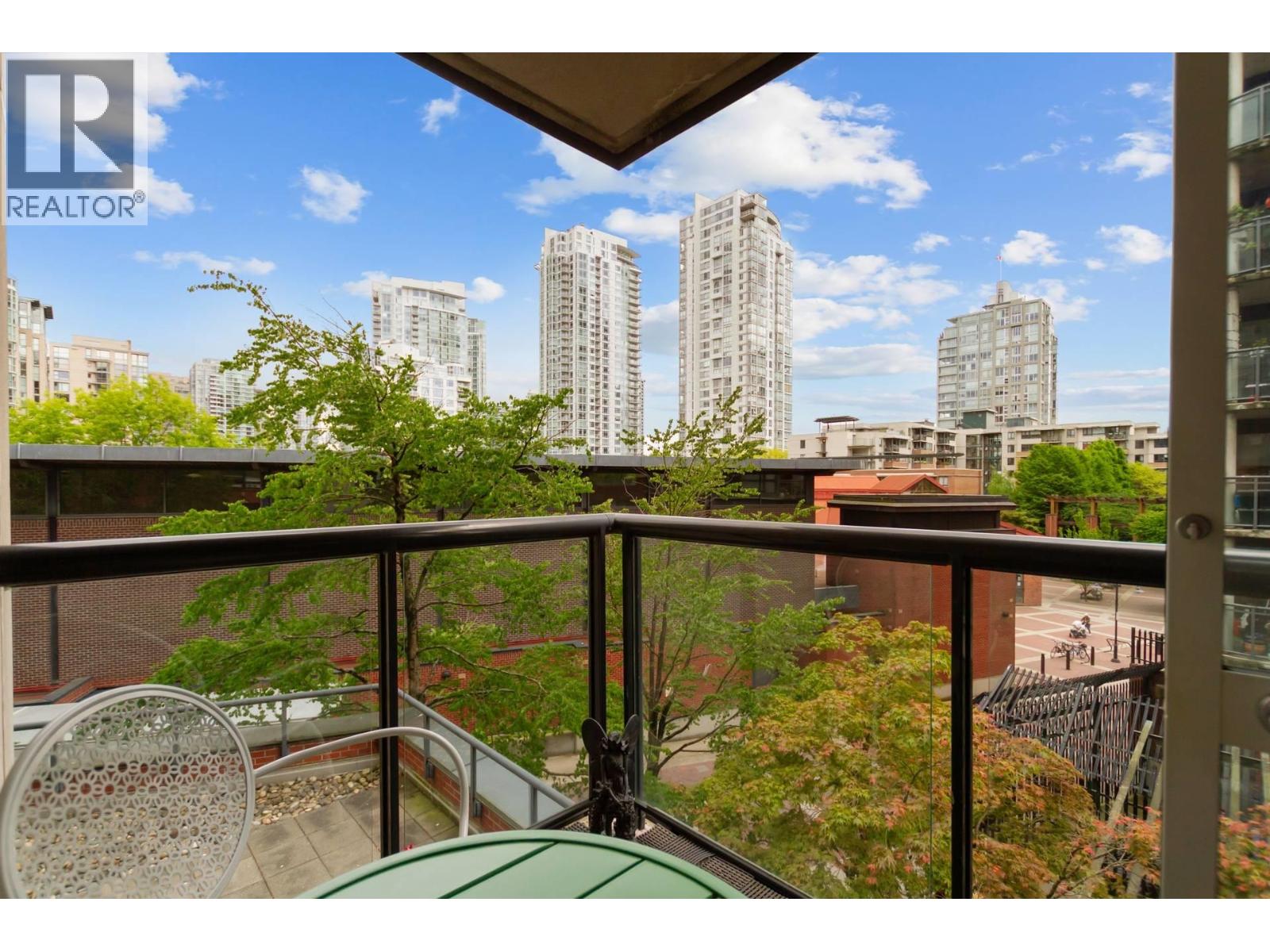 3f 199 Drake Street Property Photo 19