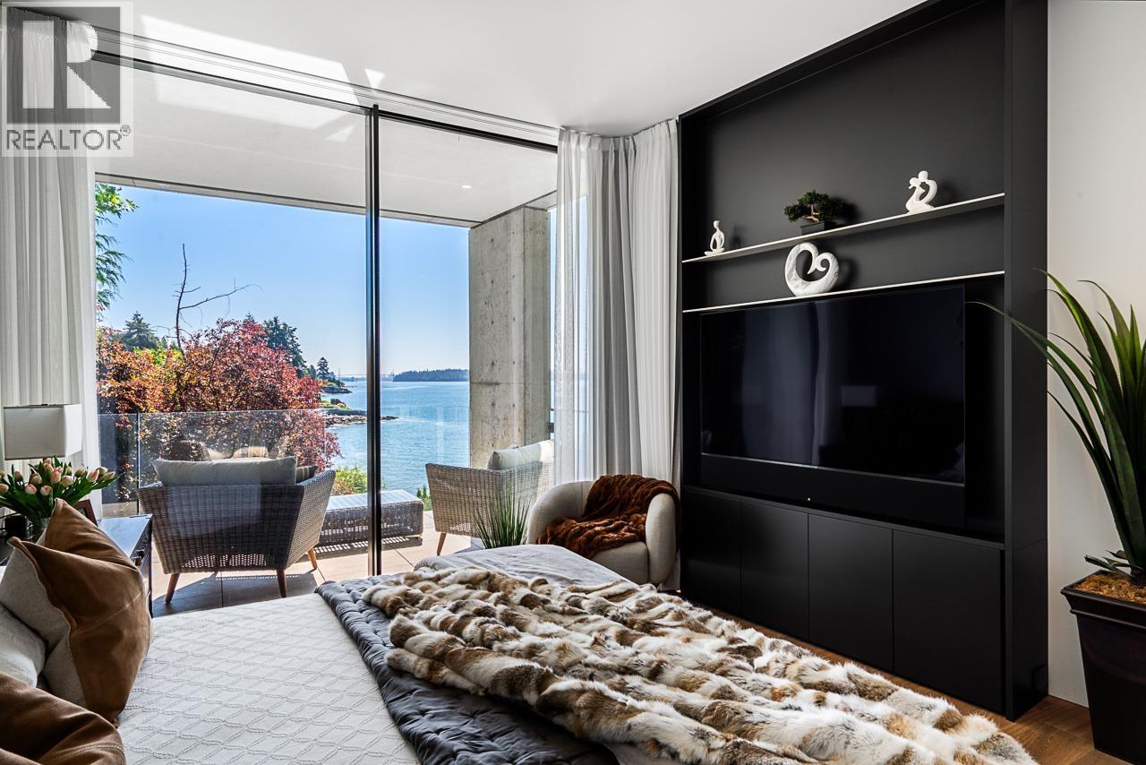 3478 Marine Drive Property Photo 19