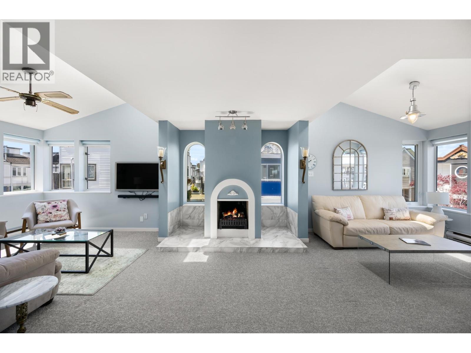 1 3459 W River Road Property Photo 10