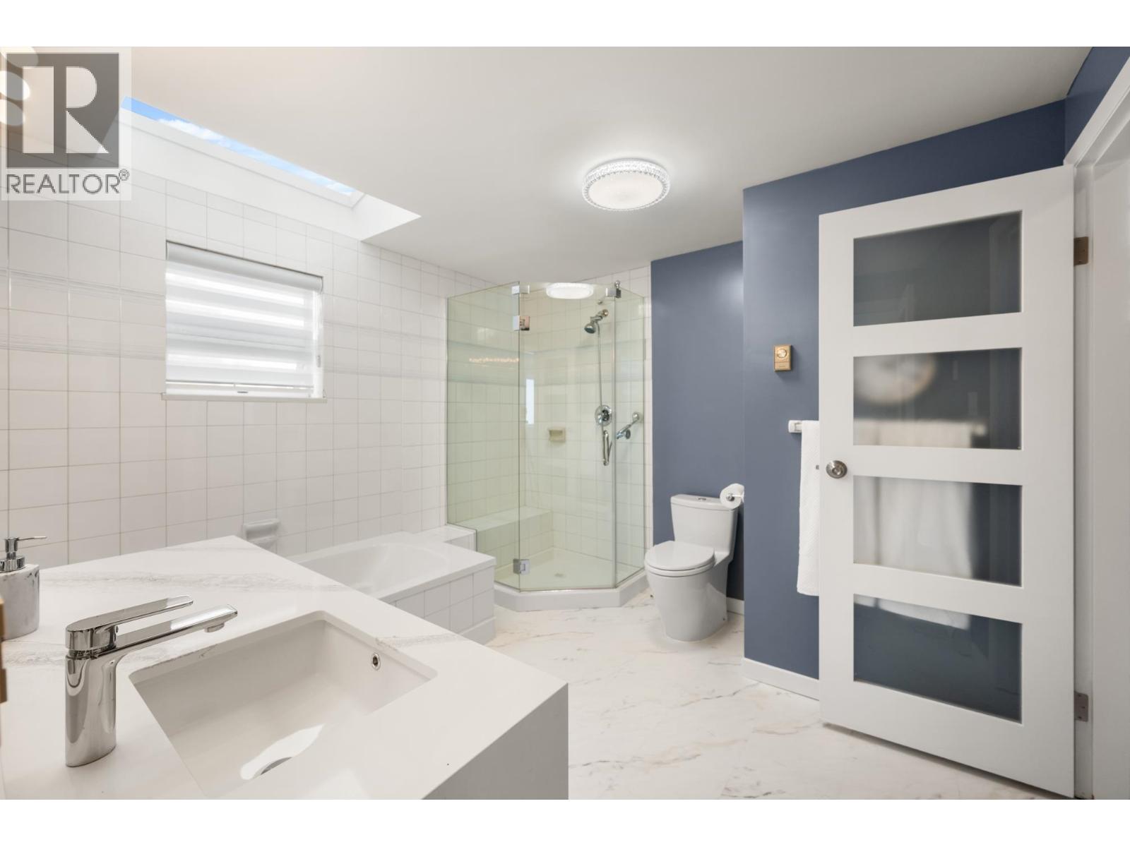 1 3459 W River Road Property Photo 31
