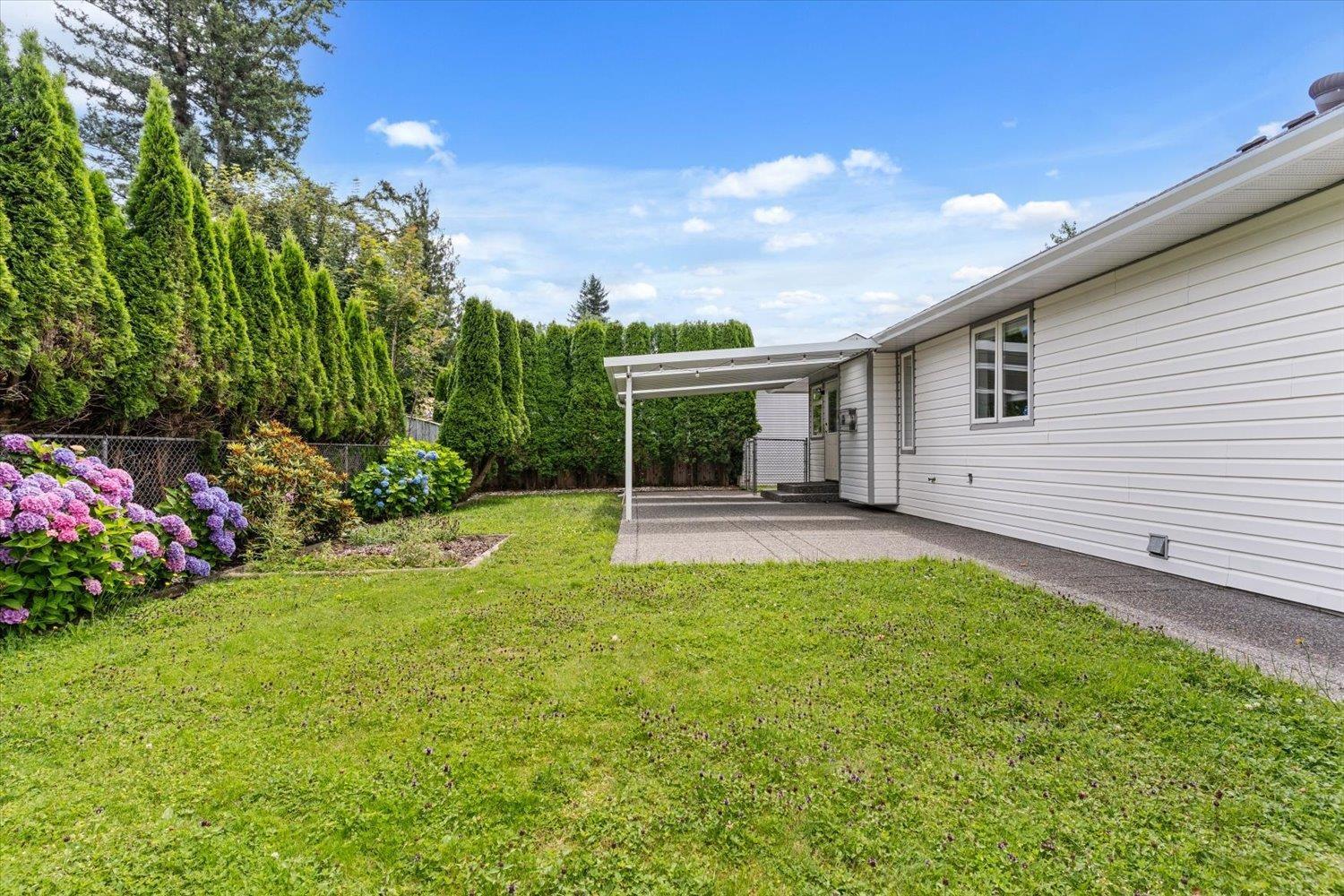 1548 Canterbury Drive Property Photo 19