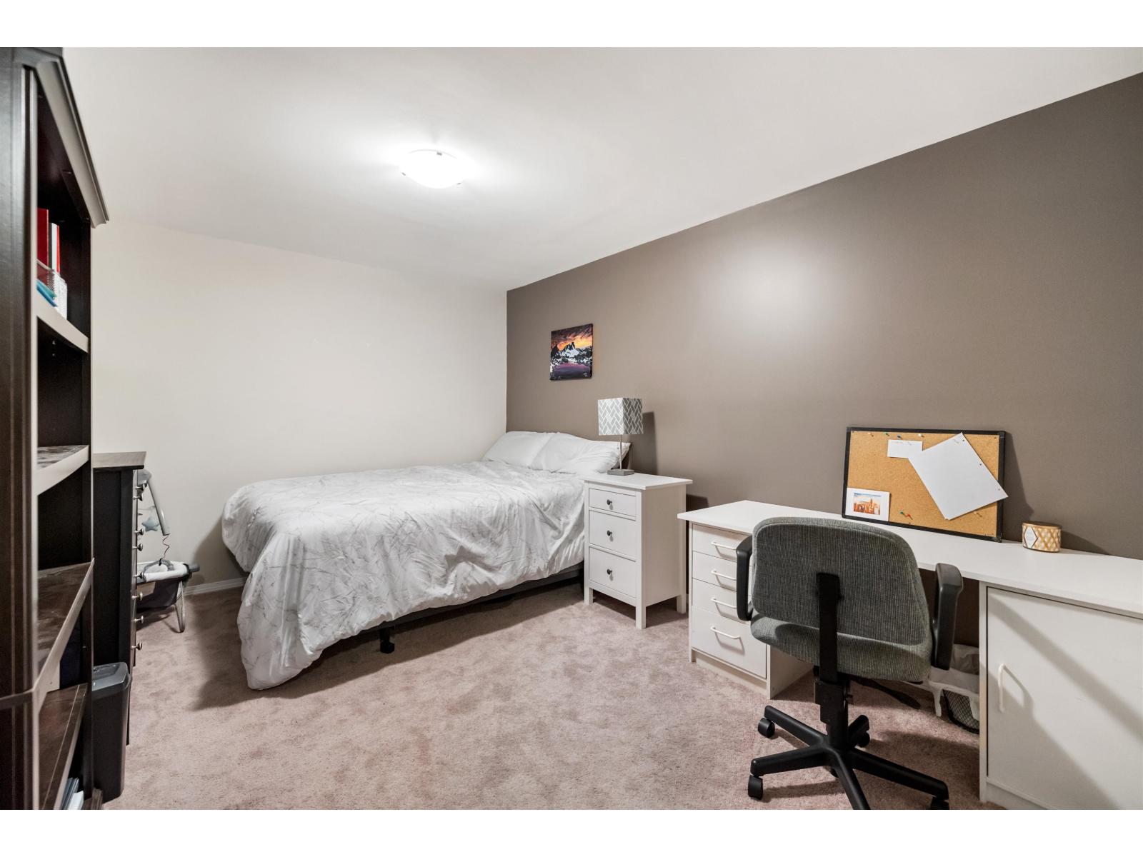 105 3080 Townline Road Property Photo 20