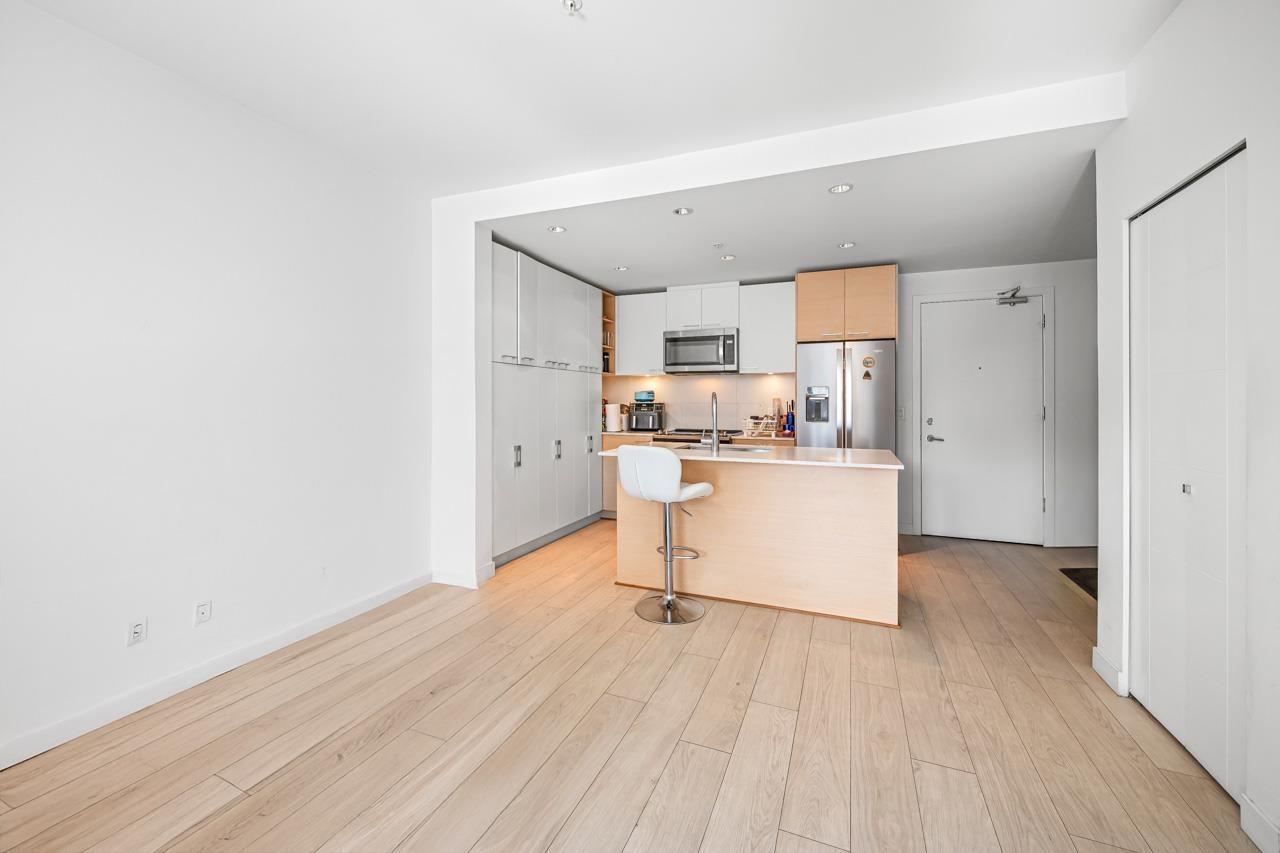 314 10603 140 STREET Property Photo 1