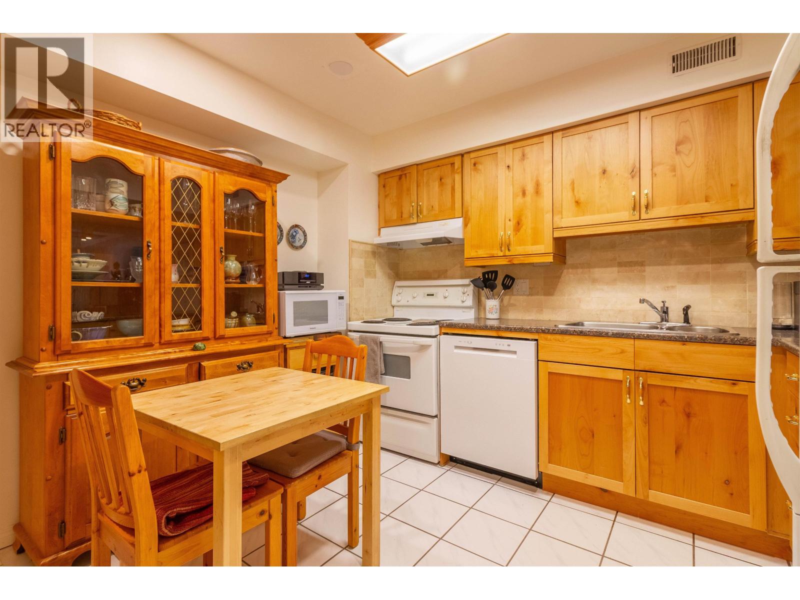 7348 Coronado Drive Property Photo 11