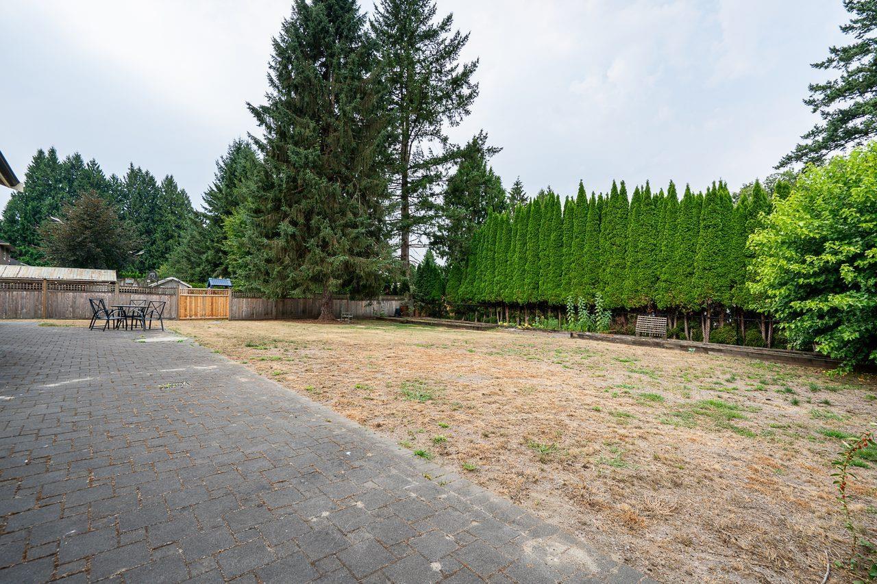 9153 Trattle Street Property Photo 32
