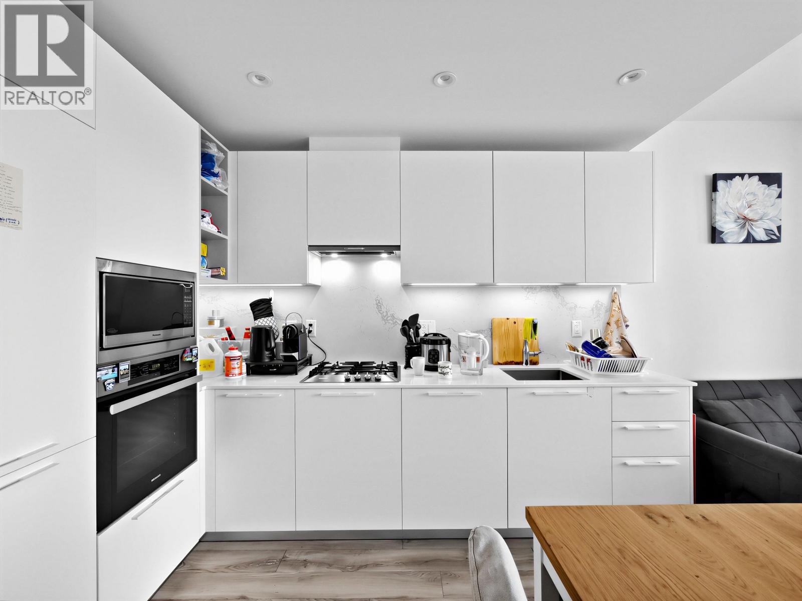 1203 6699 Dunblane Avenue Property Photo 15