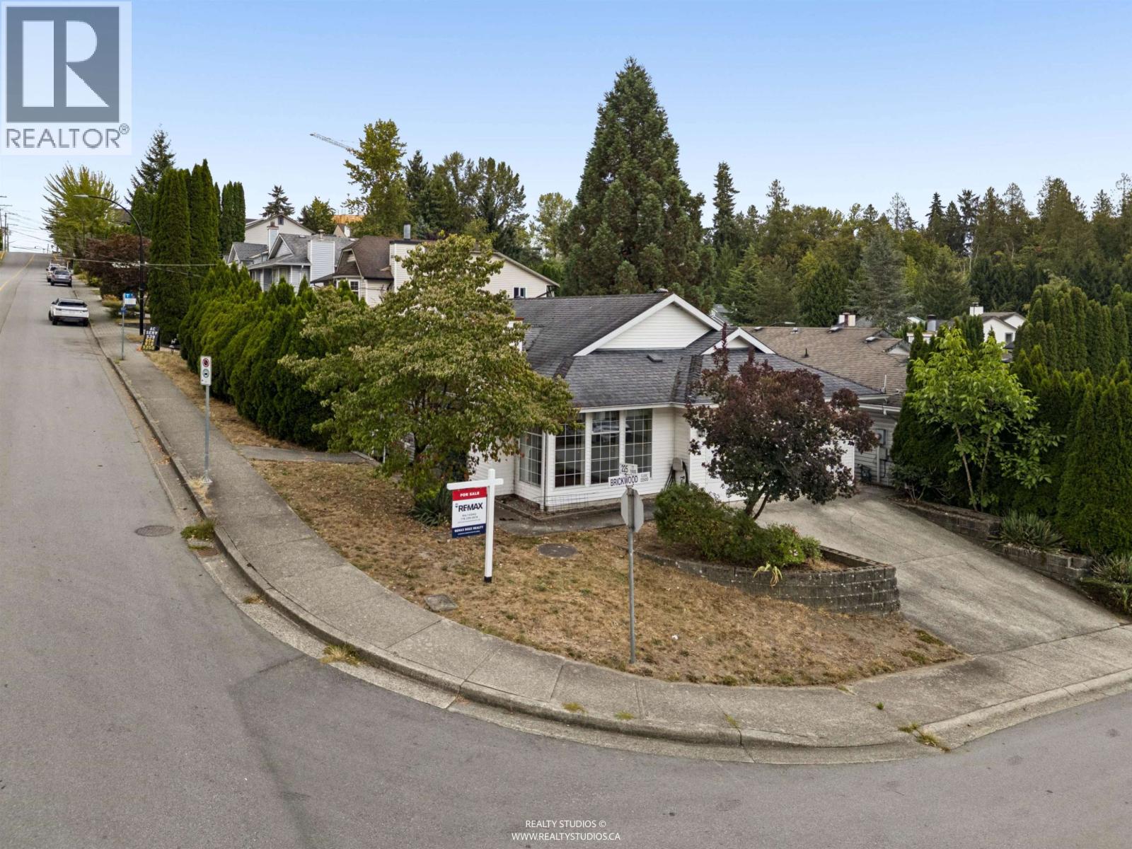 11638 225 Street Property Photo 1