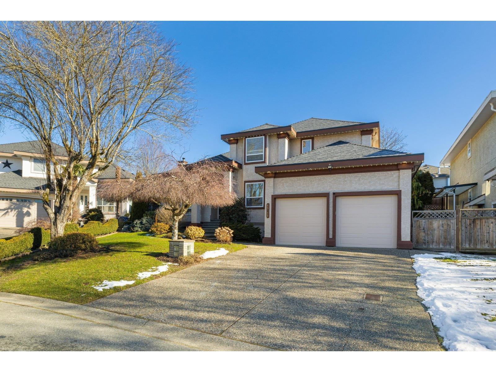 15355 80a Avenue Property Photo 4