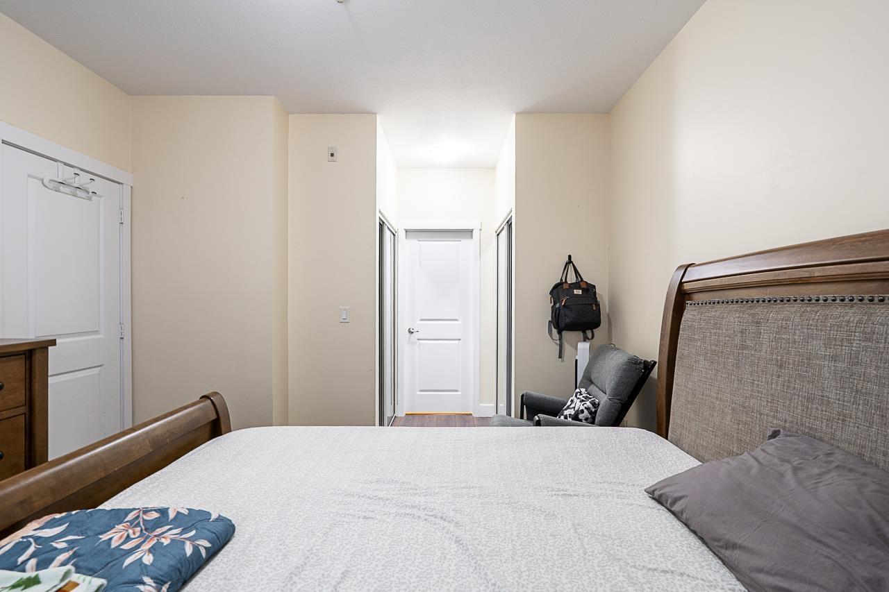 27 19478 65 Avenue Property Photo 11