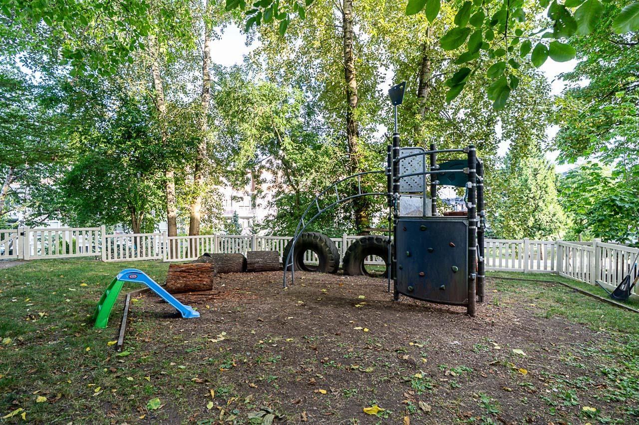 27 19478 65 Avenue Property Photo 31