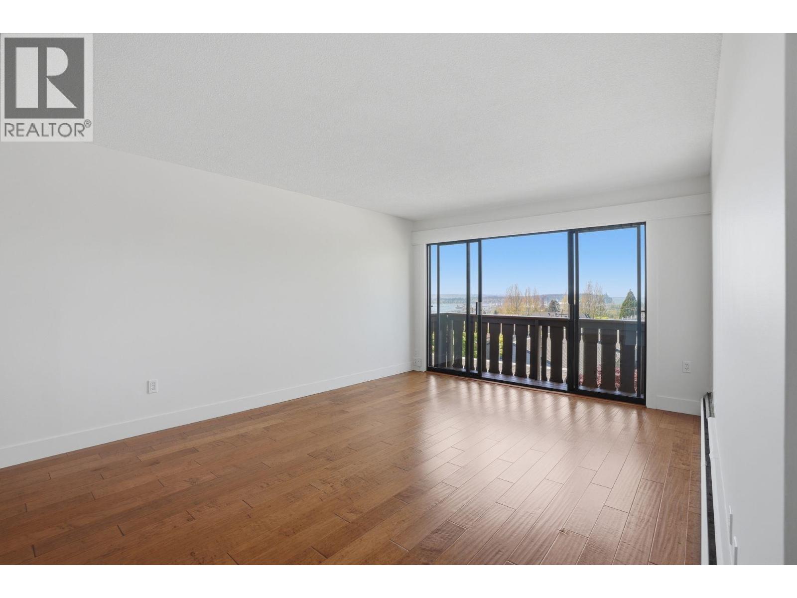 314 1345 Chesterfield Avenue Property Photo 11