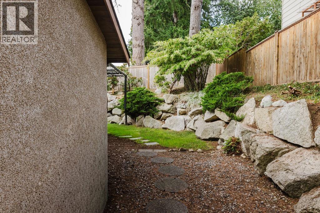 841 North Road Property Photo 17