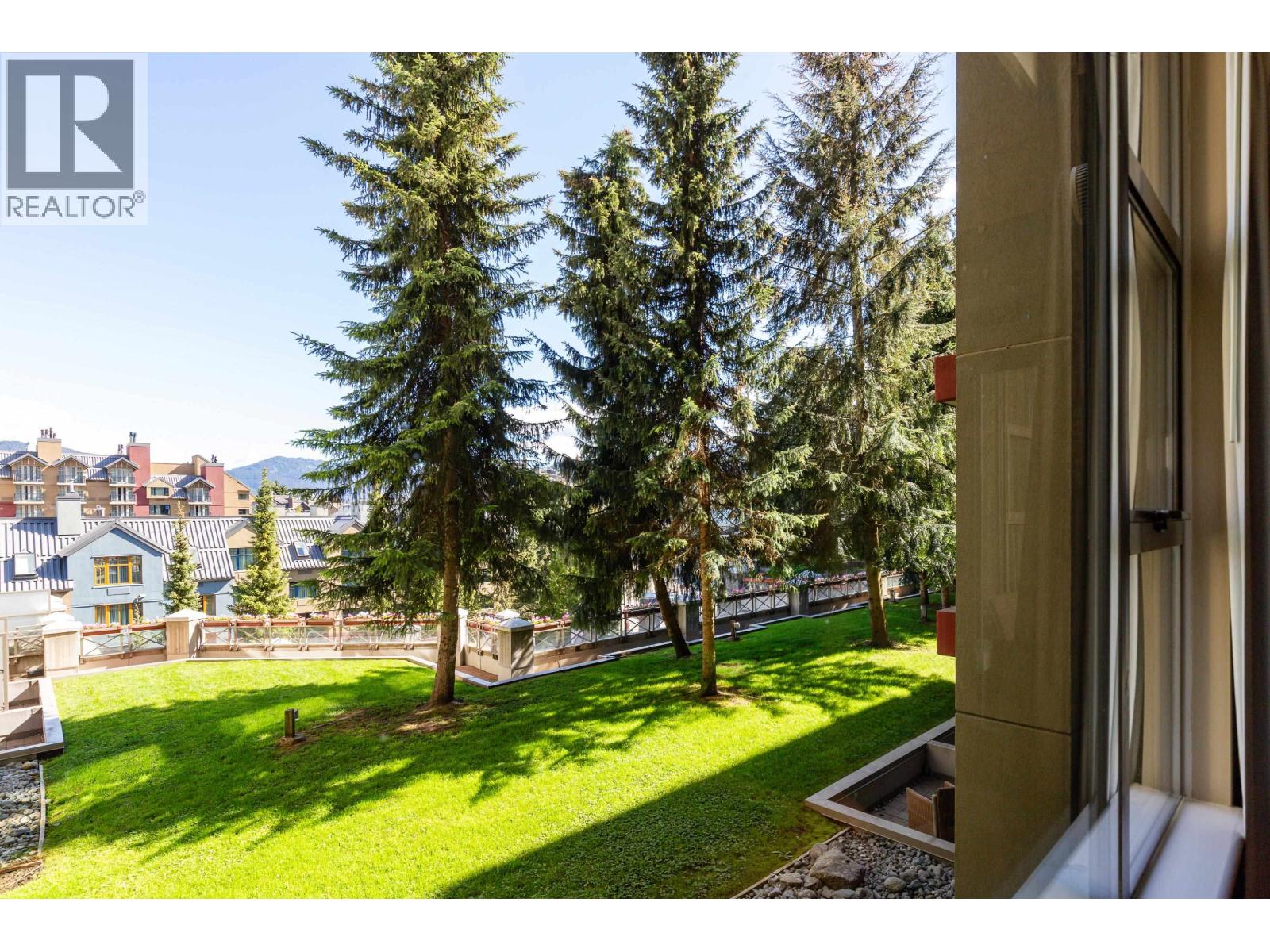 487 4090 Whistler Way Property Photo 4