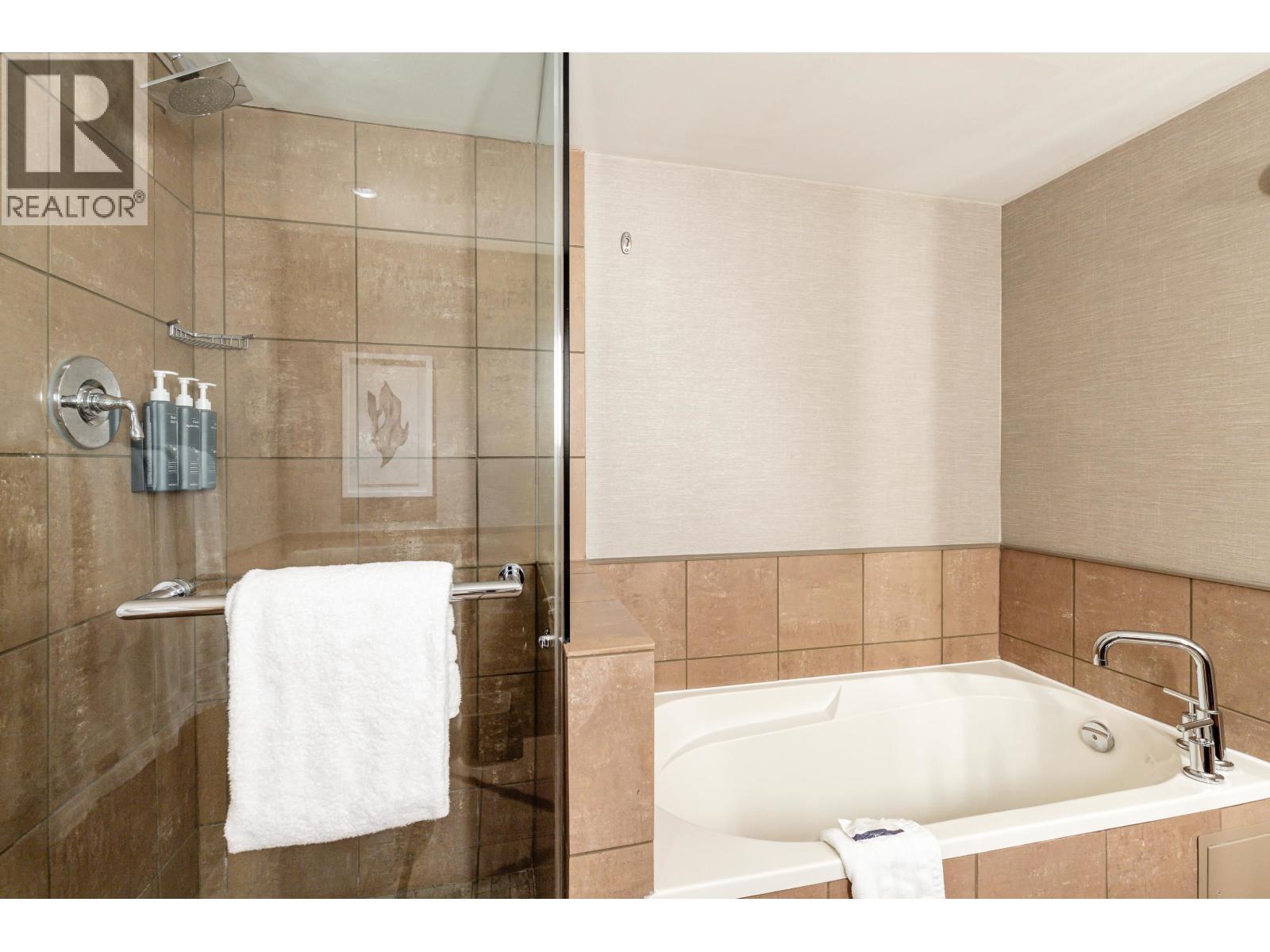 487 4090 Whistler Way Property Photo 12