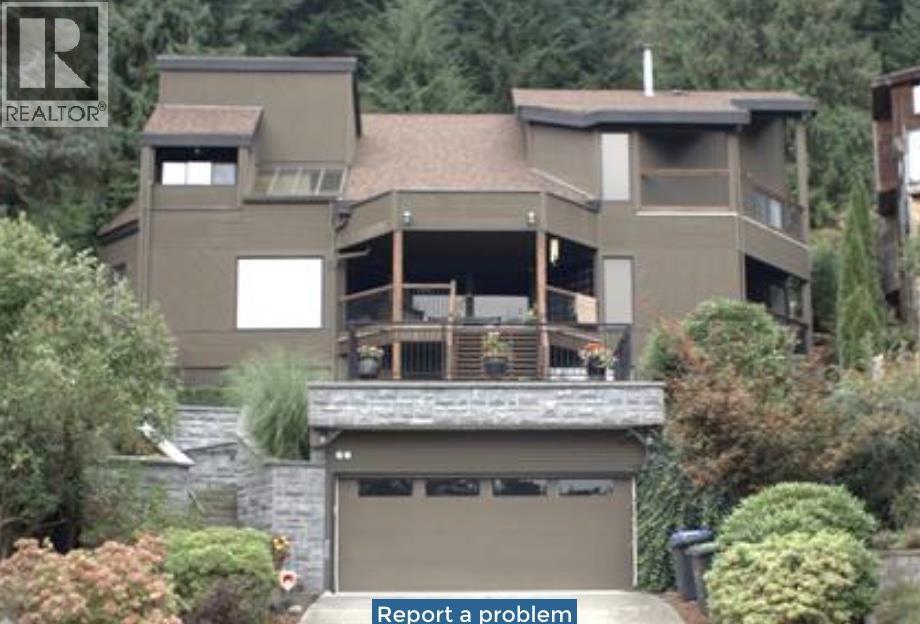60 Walton Way Property Photo 1