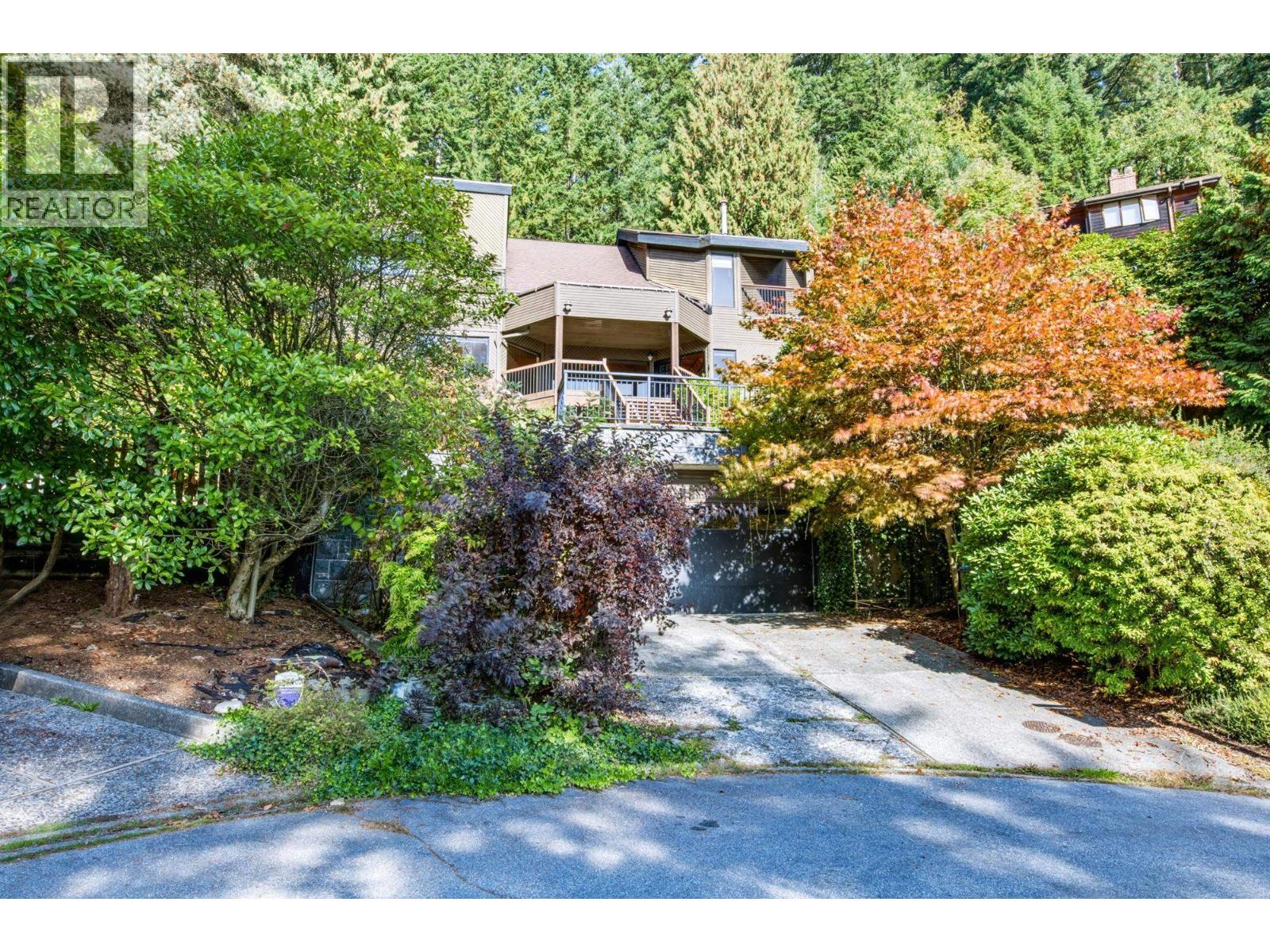 60 Walton Way Property Photo 1