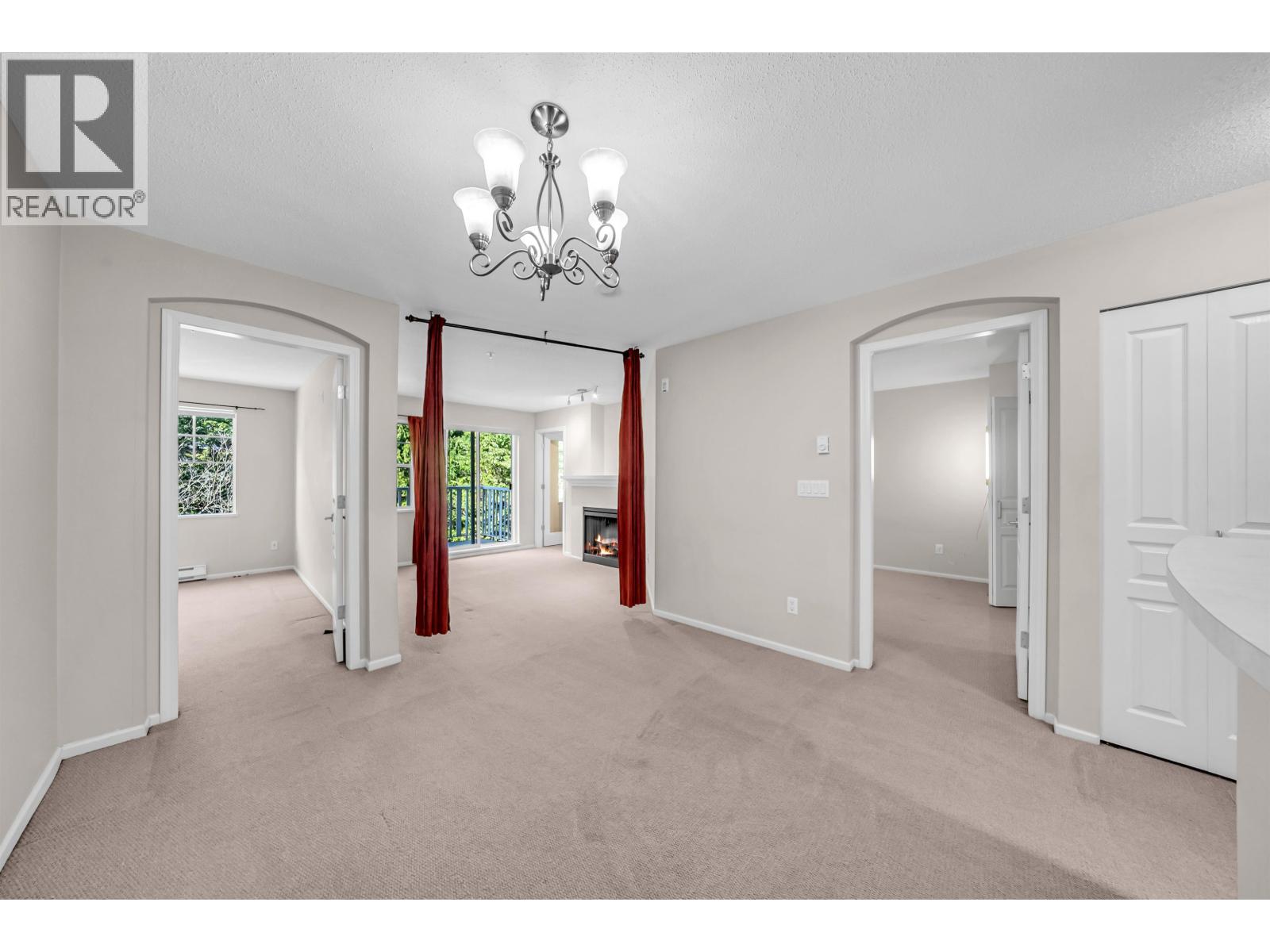 311 7330 Salisbury Avenue Property Photo 8