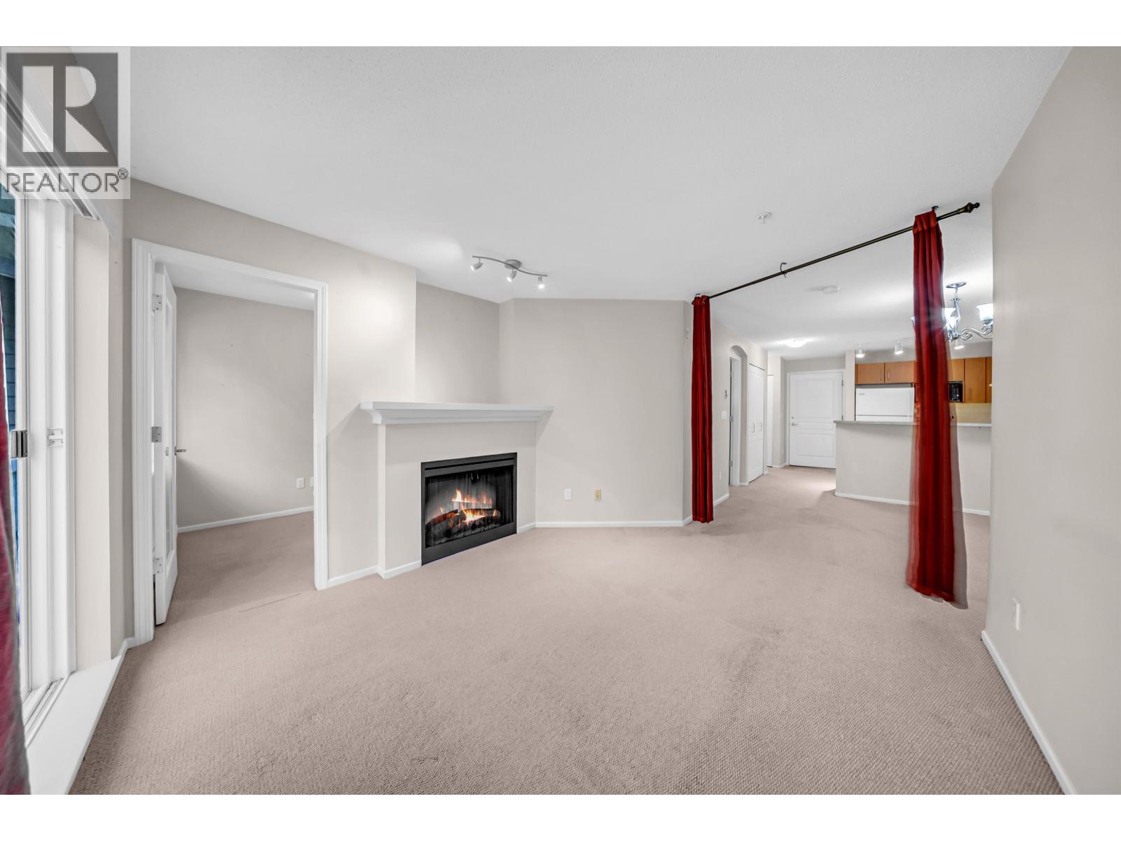 311 7330 Salisbury Avenue Property Photo 10