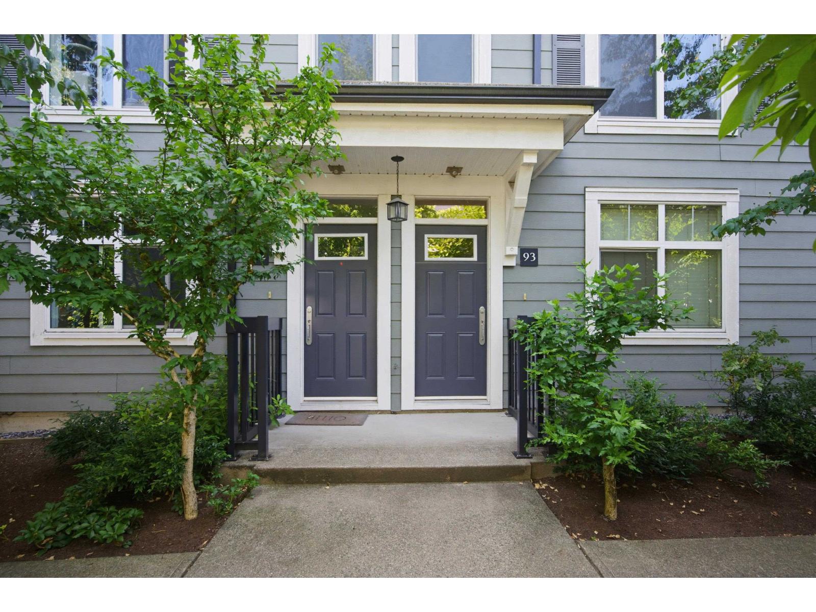 93 15833 26 Avenue Property Photo 10